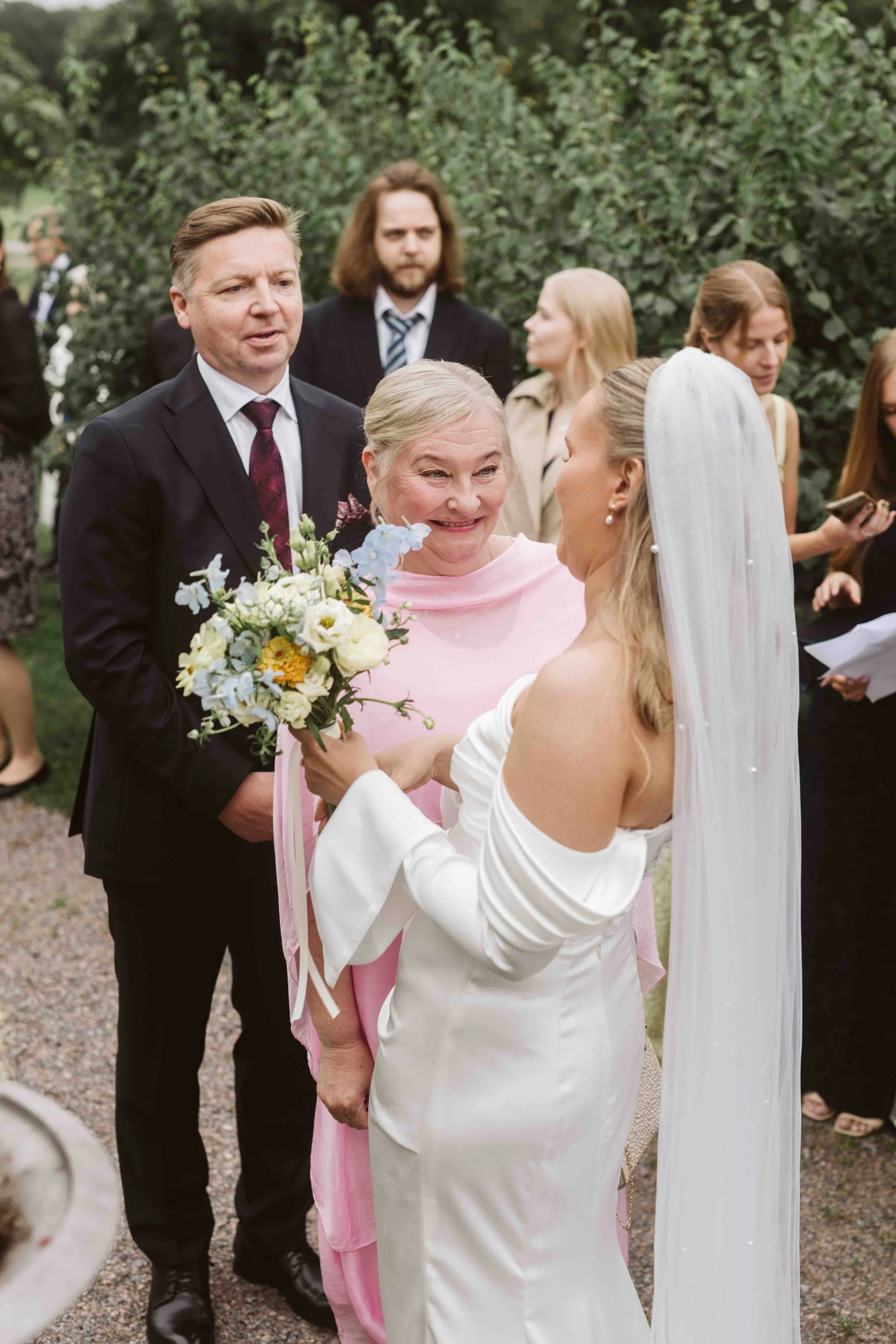 niina&sakari_nettisivut234.jpg