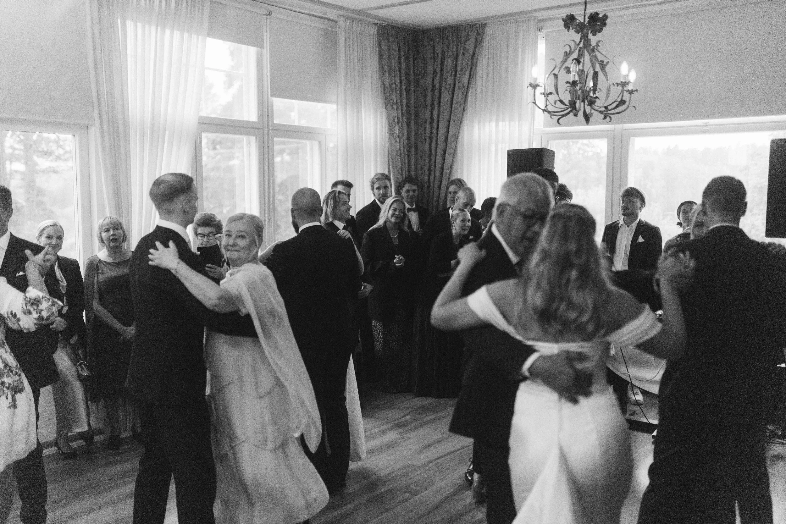 niina&sakari_nettisivut478.jpg
