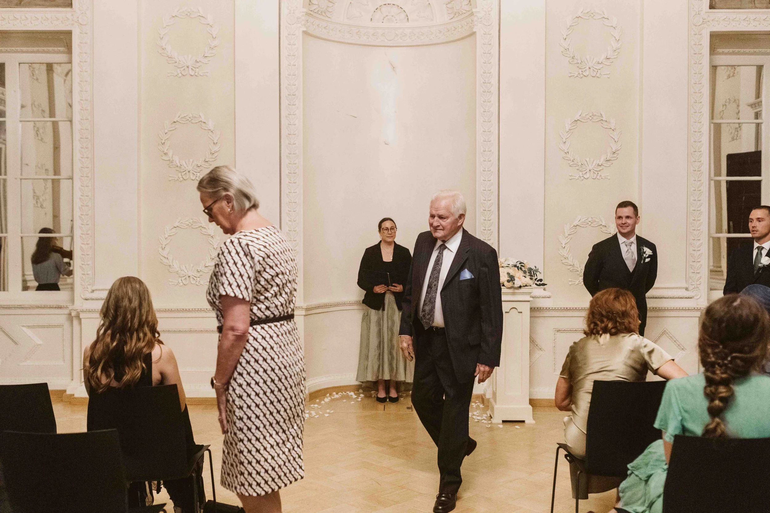 jasper&rosa_pöytäjuhla150.jpg