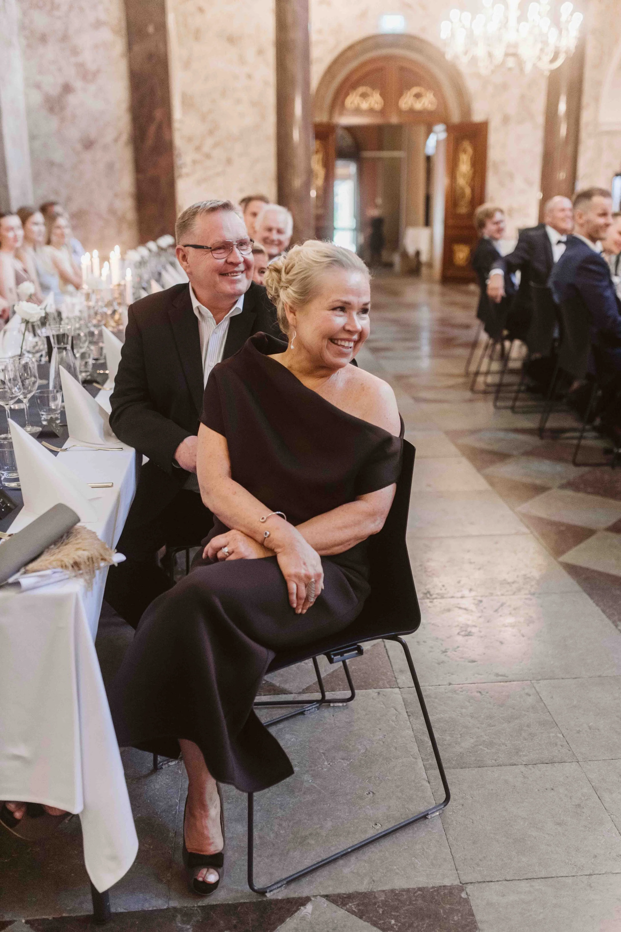 jasper&rosa_pöytäjuhla270.jpg