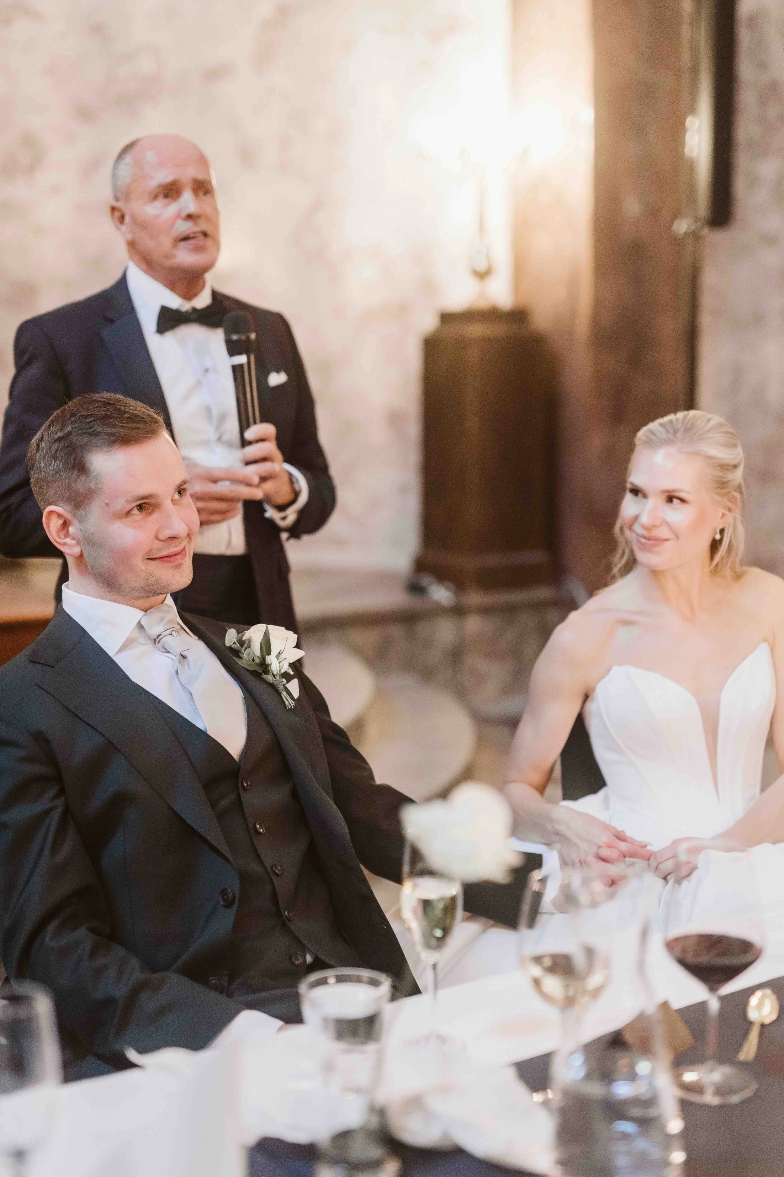 jasper&rosa_pöytäjuhla314.jpg