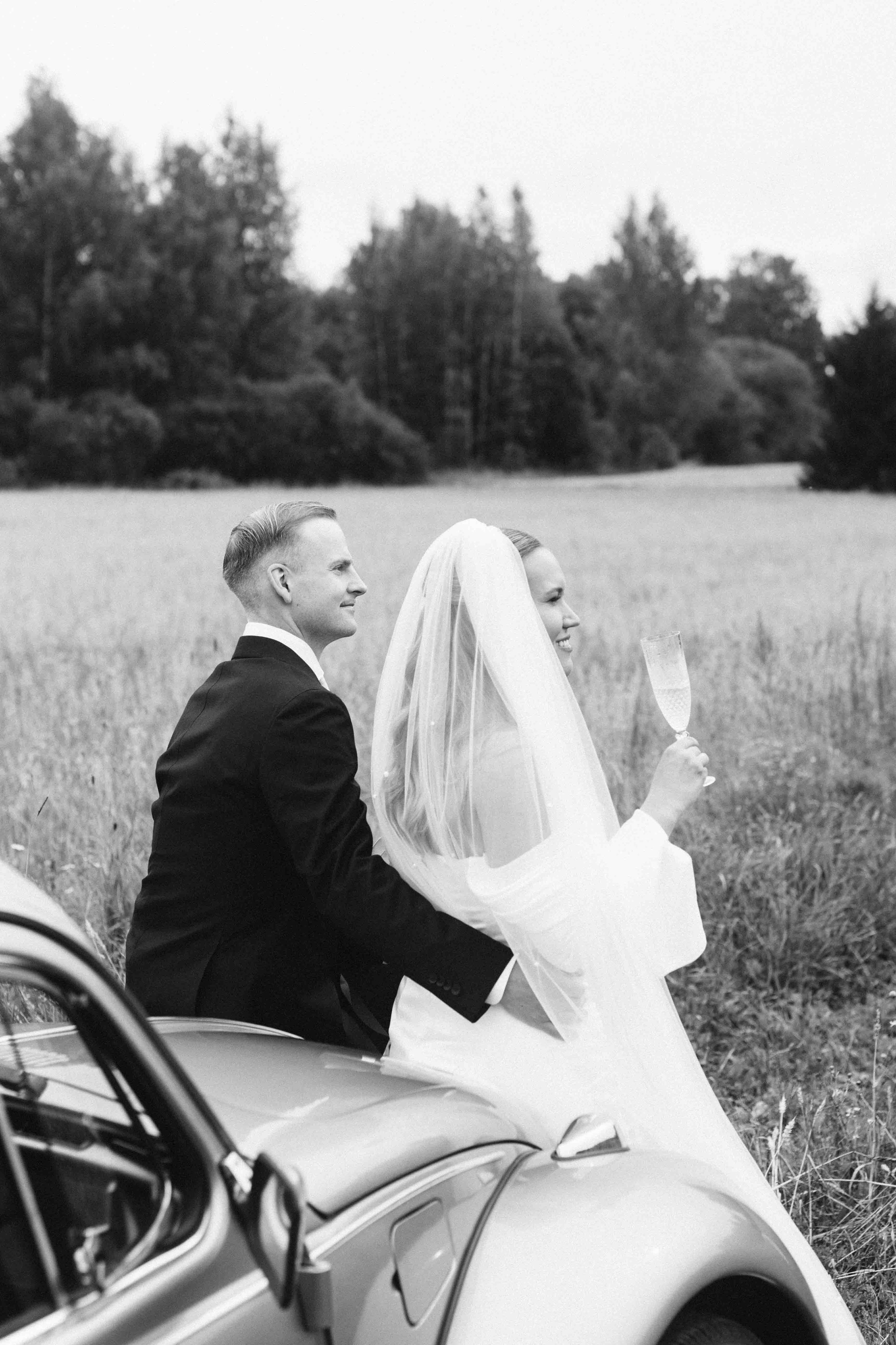 niina&sakari_nettisivut200.jpg