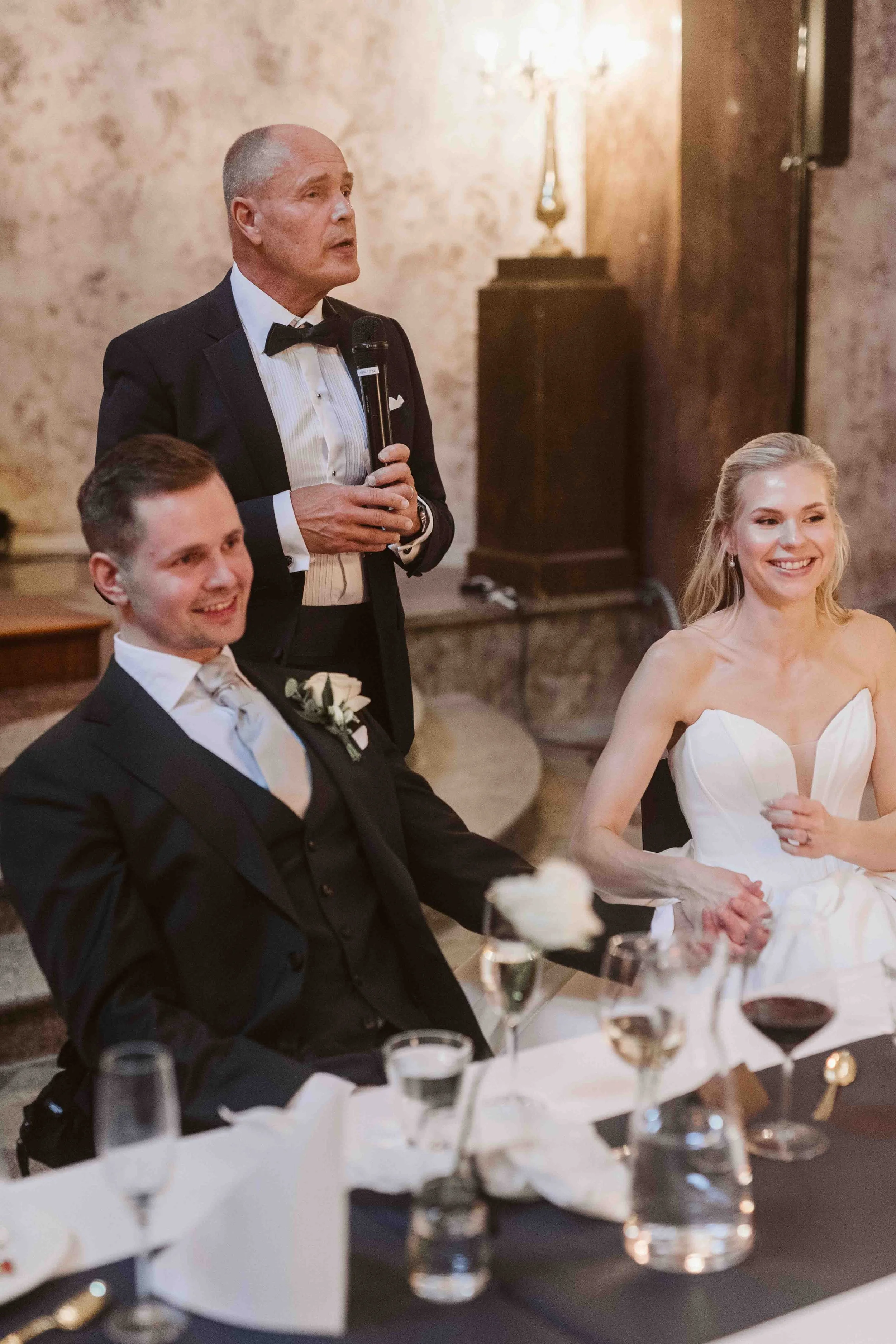 jasper&rosa_pöytäjuhla313.jpg