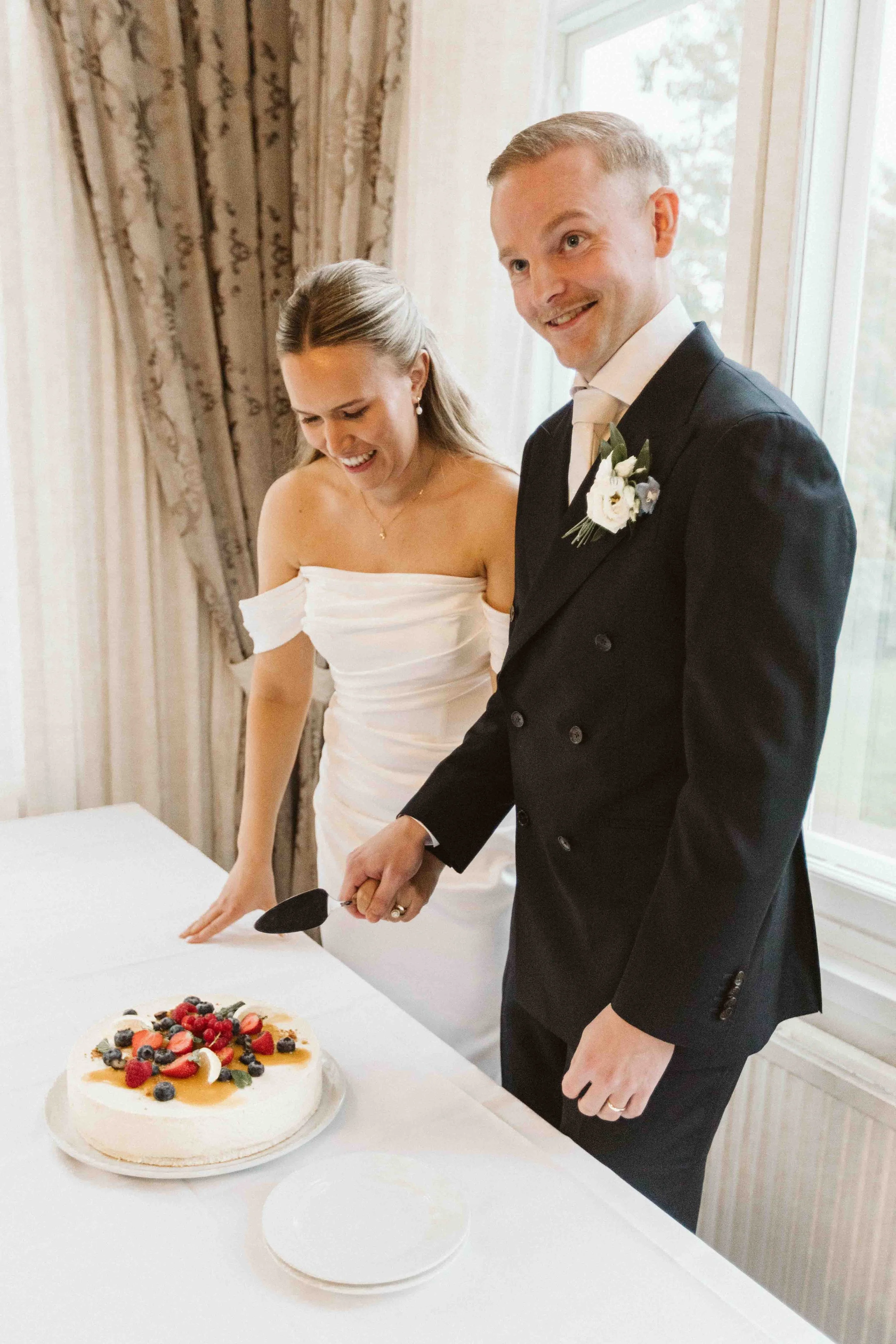 niina&sakari_nettisivut405.jpg