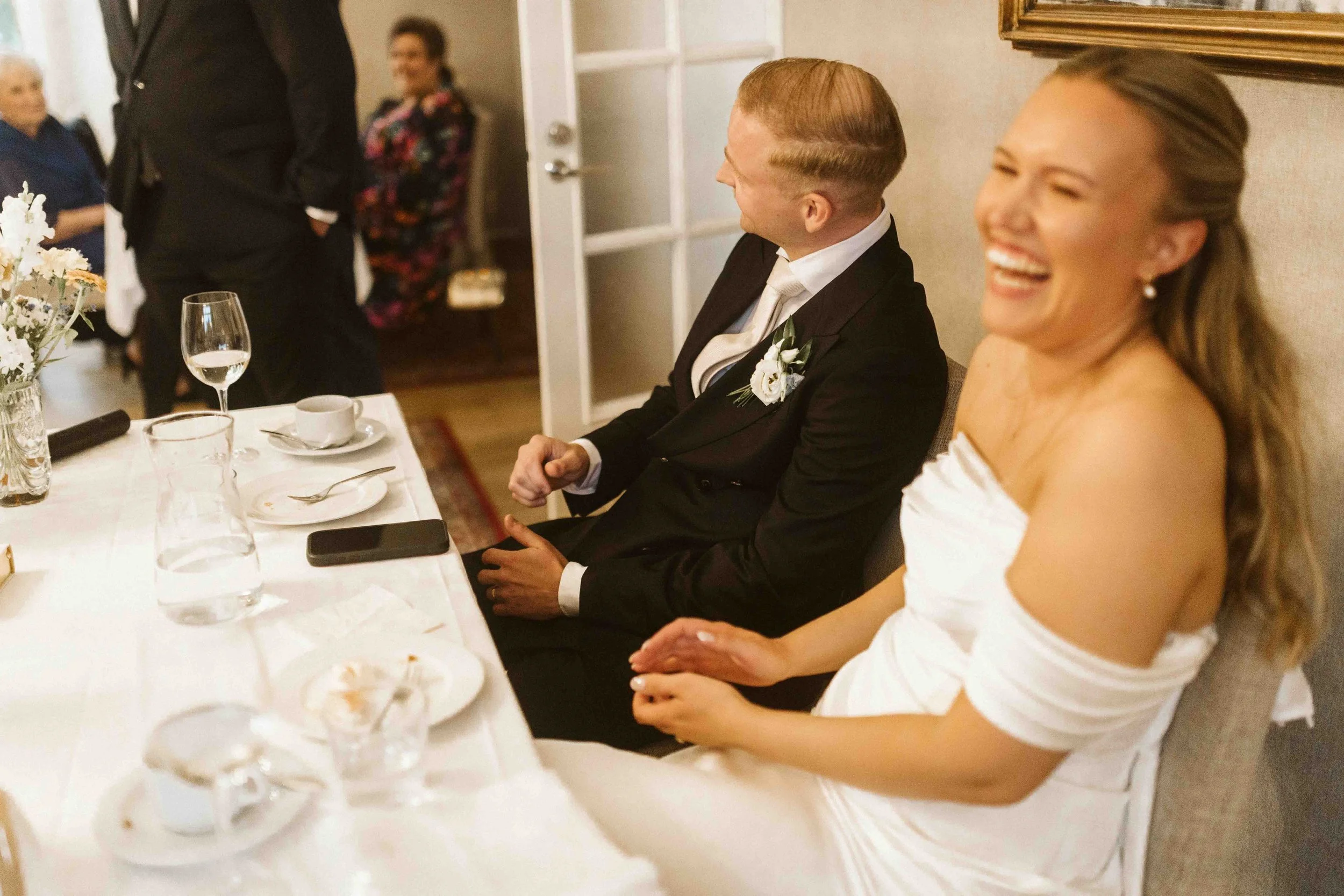 niina&sakari_nettisivut423.jpg