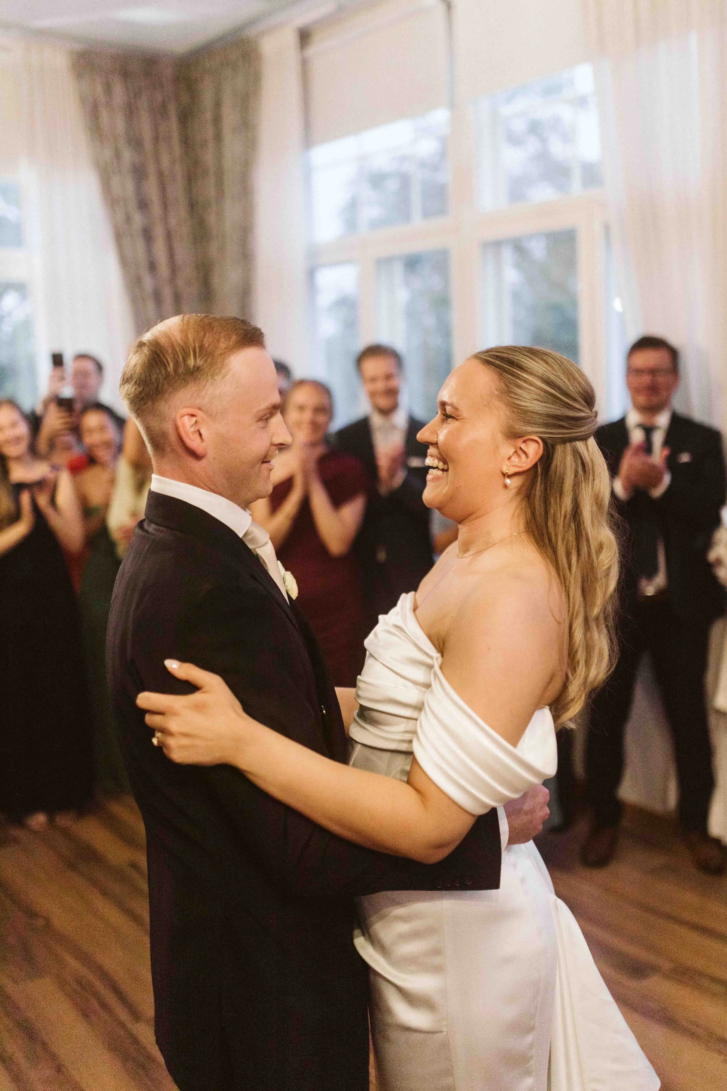 niina&sakari_nettisivut475.jpg