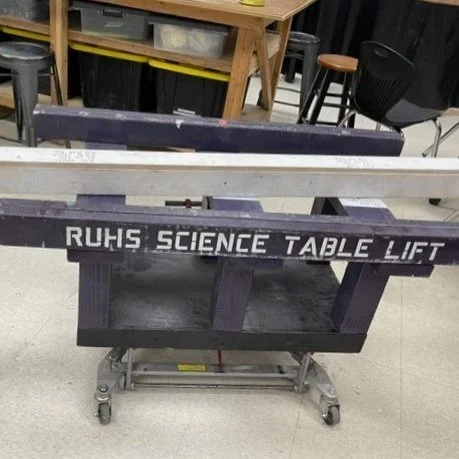 Lab table lift.jpg