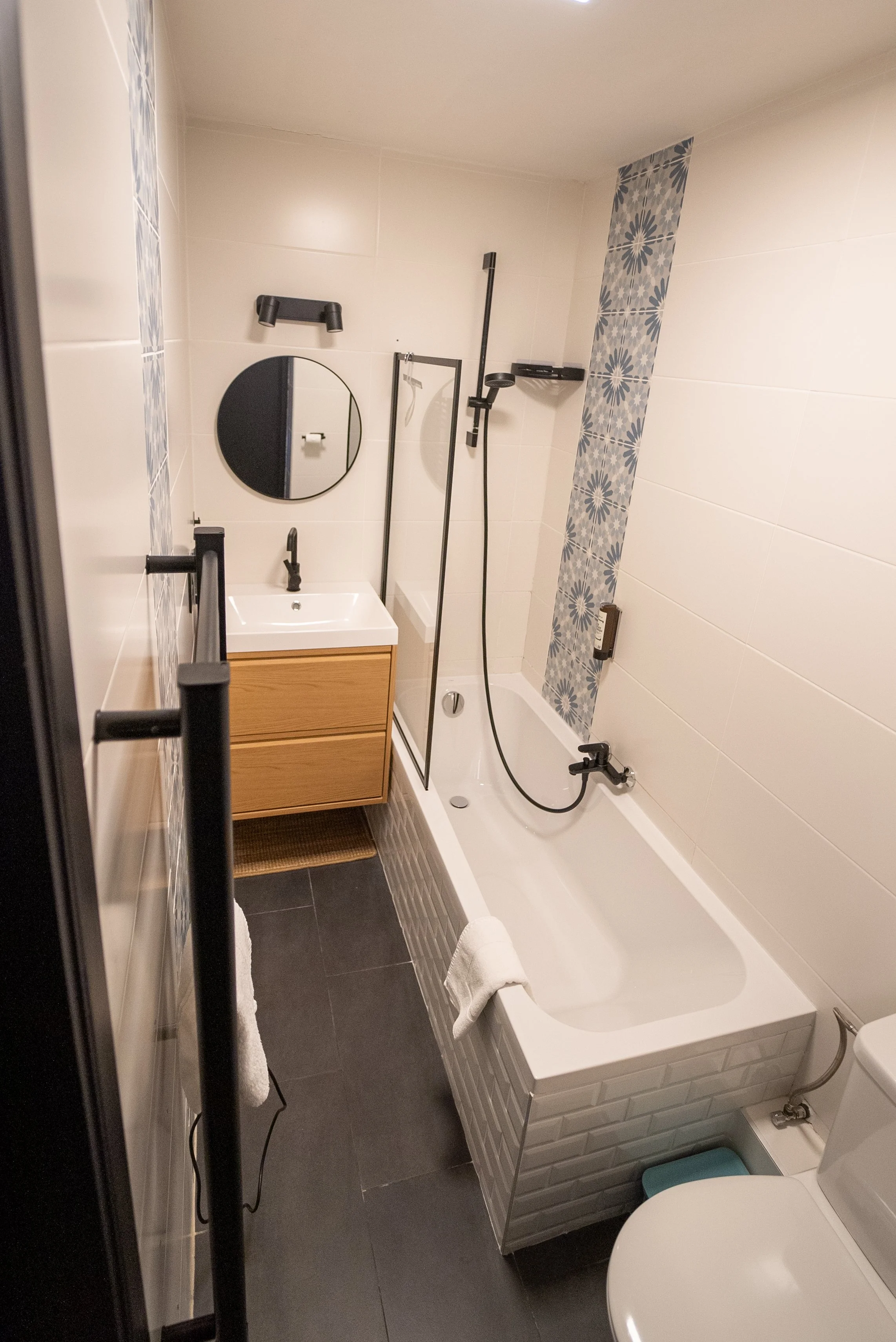 B&R Hotel Piano  chambre trwin avec cuisine et terrasse