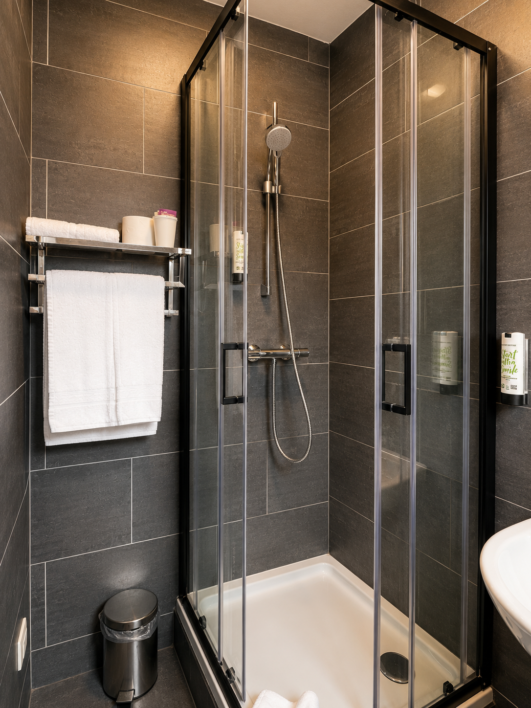 B&R Hotel Piano  chambre standard - douche