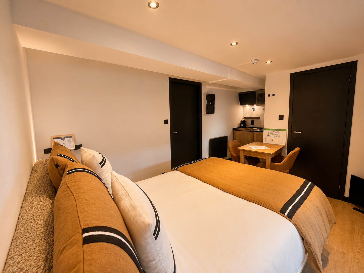 B&R Hotel Piano  chambre double avec cuisine, terrasse et baignoire