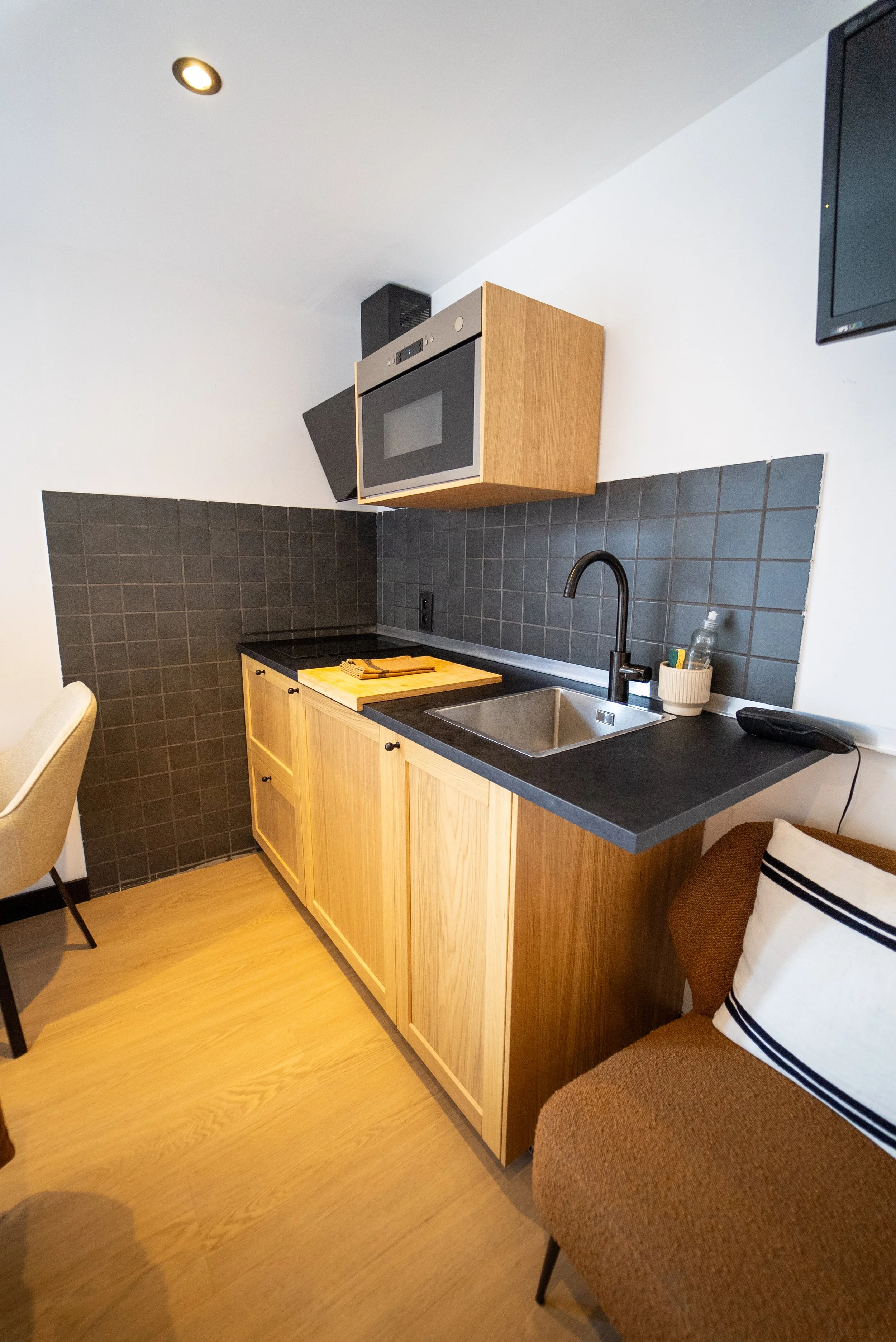 B&R Hotel Piano  chambre trwin avec cuisine et terrasse
