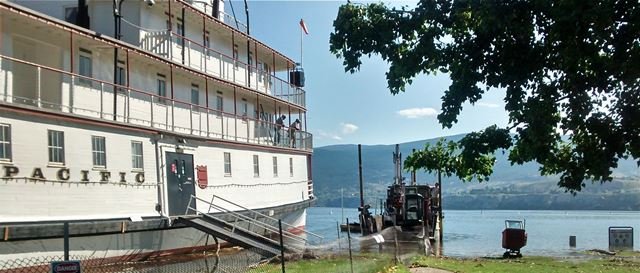 Penticton-Flood-Trademark-install-pilings-alongside-the-SS-Sicamous.jpg