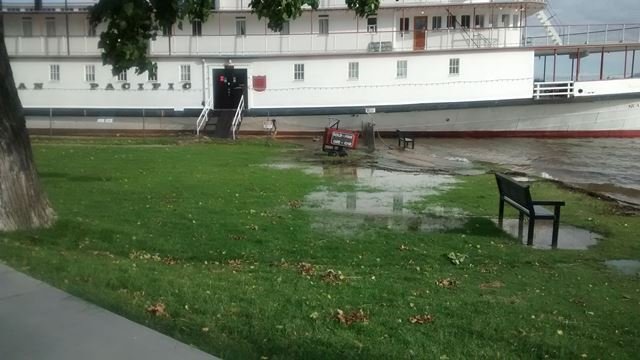 SS-Sicamous-HighWater-at-the-hull.jpg