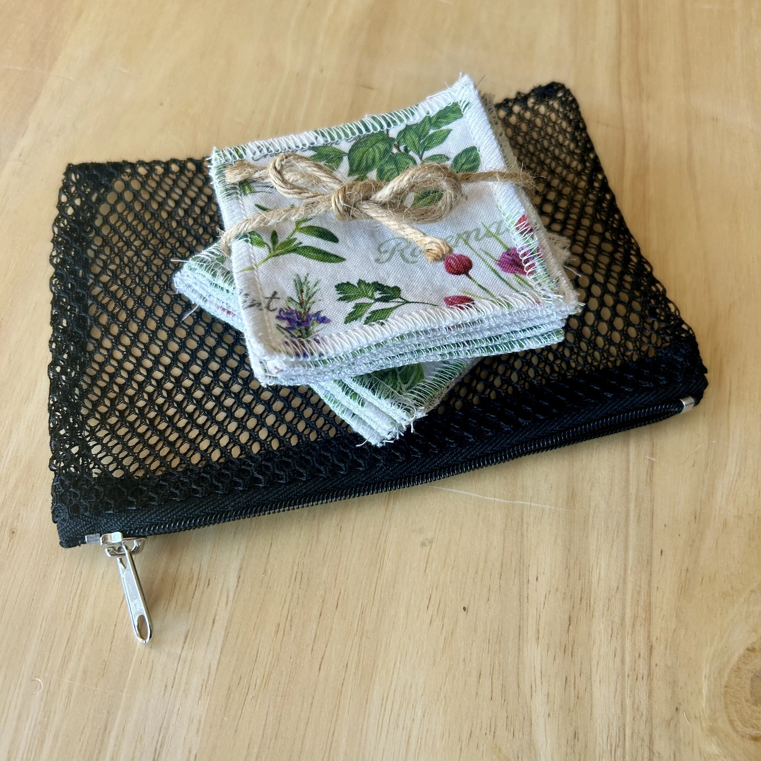 The Ritual Vault • Wash Bag for Reusable Makeup Wipes
