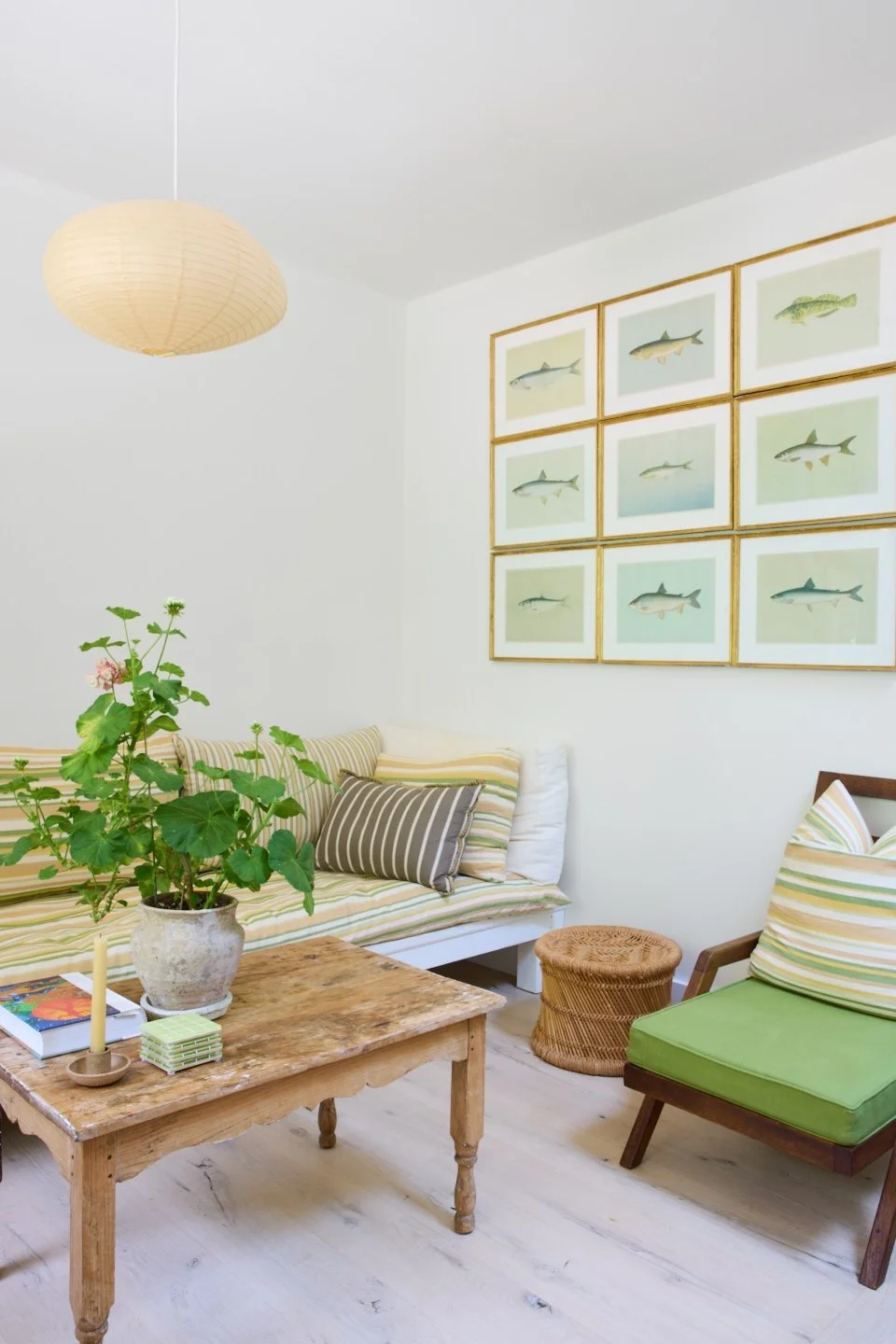 Breakfast nook