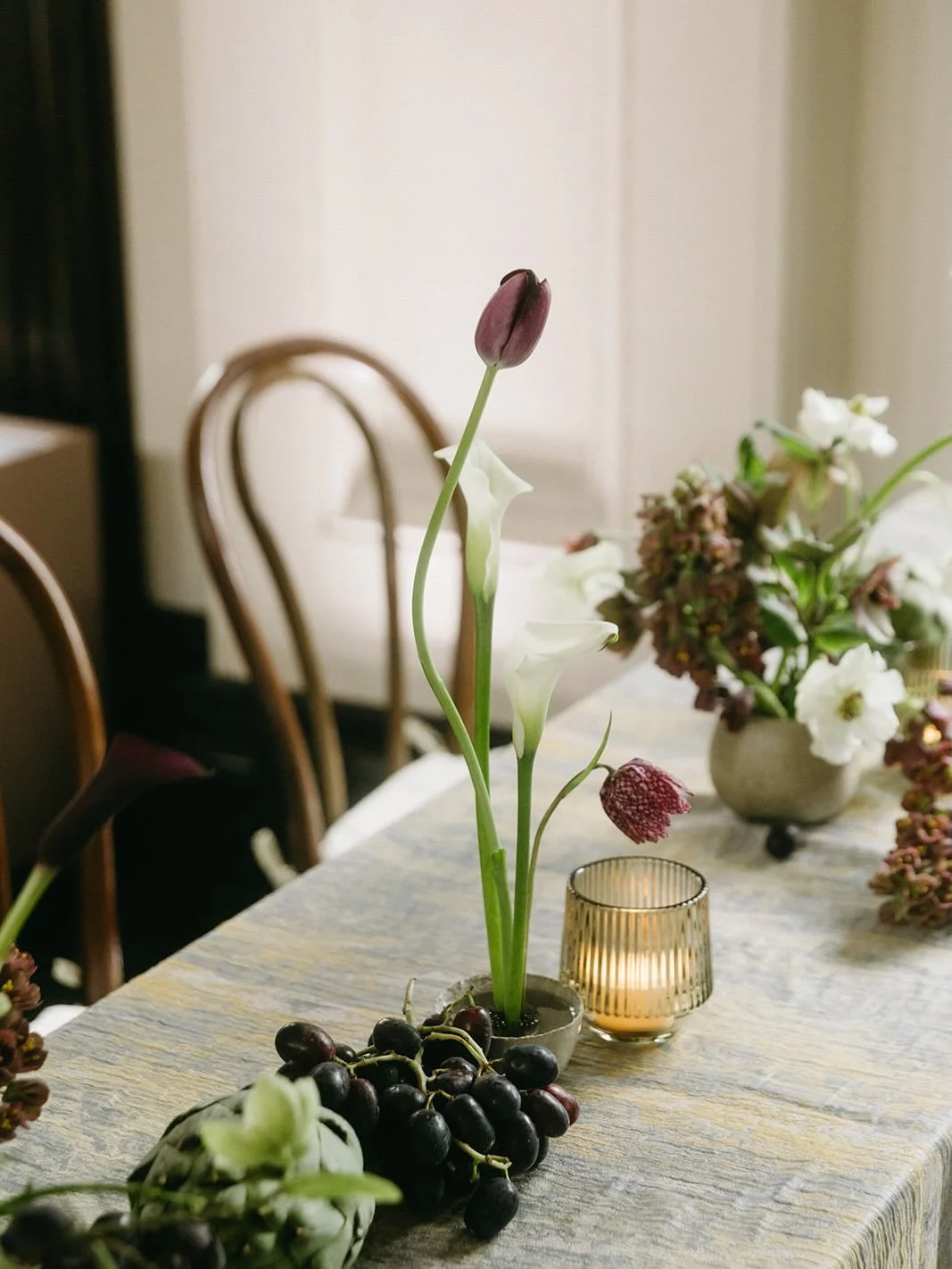 my favorite thing about a tulip is the unexpected journey it takes through its field of space over a span of a week. it might be weaving its dance one way, and then a few days later (wedding day, perhaps), it&rsquo;s reaching out in an entirely diffe