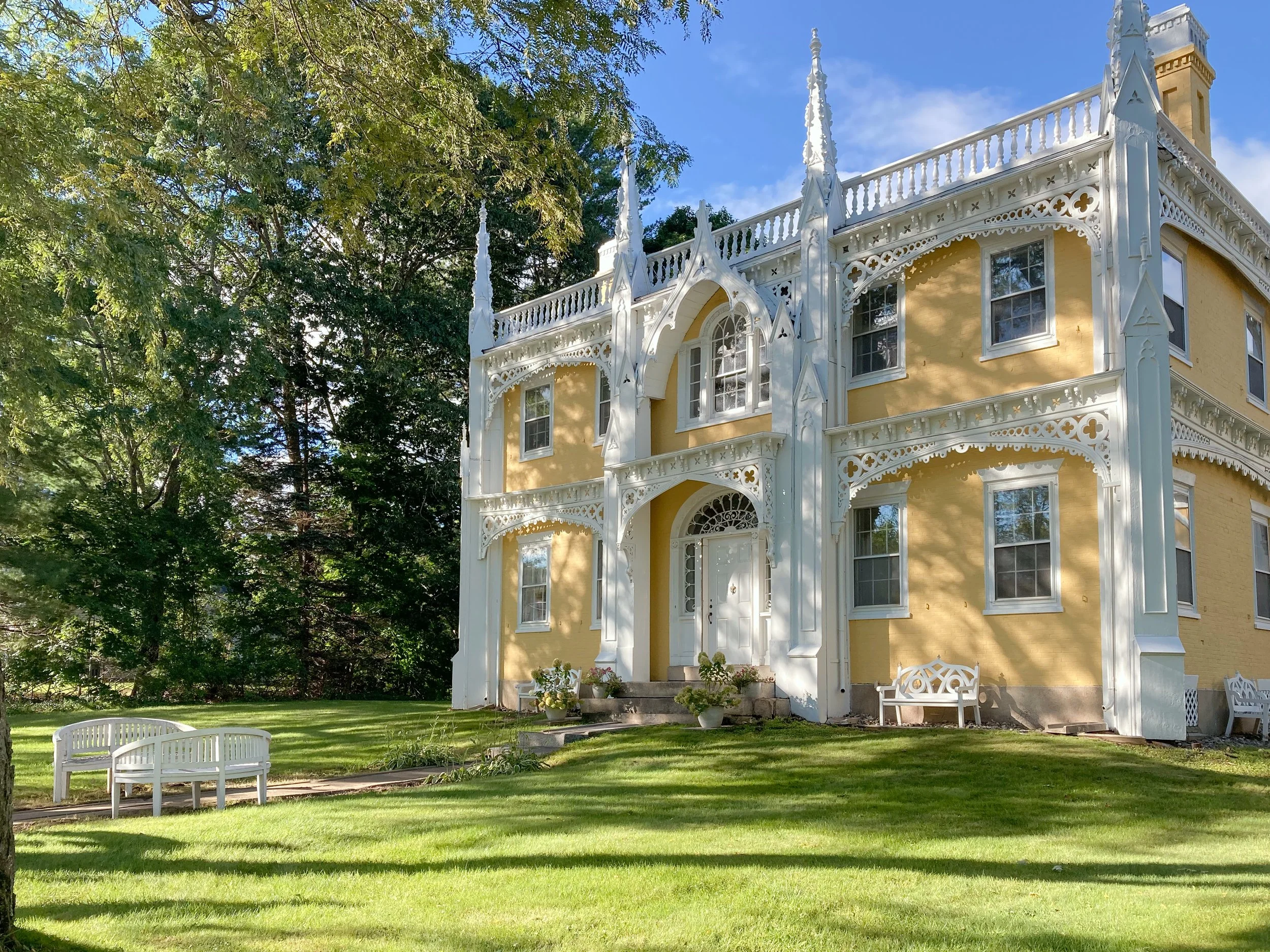 The Wedding Cake House