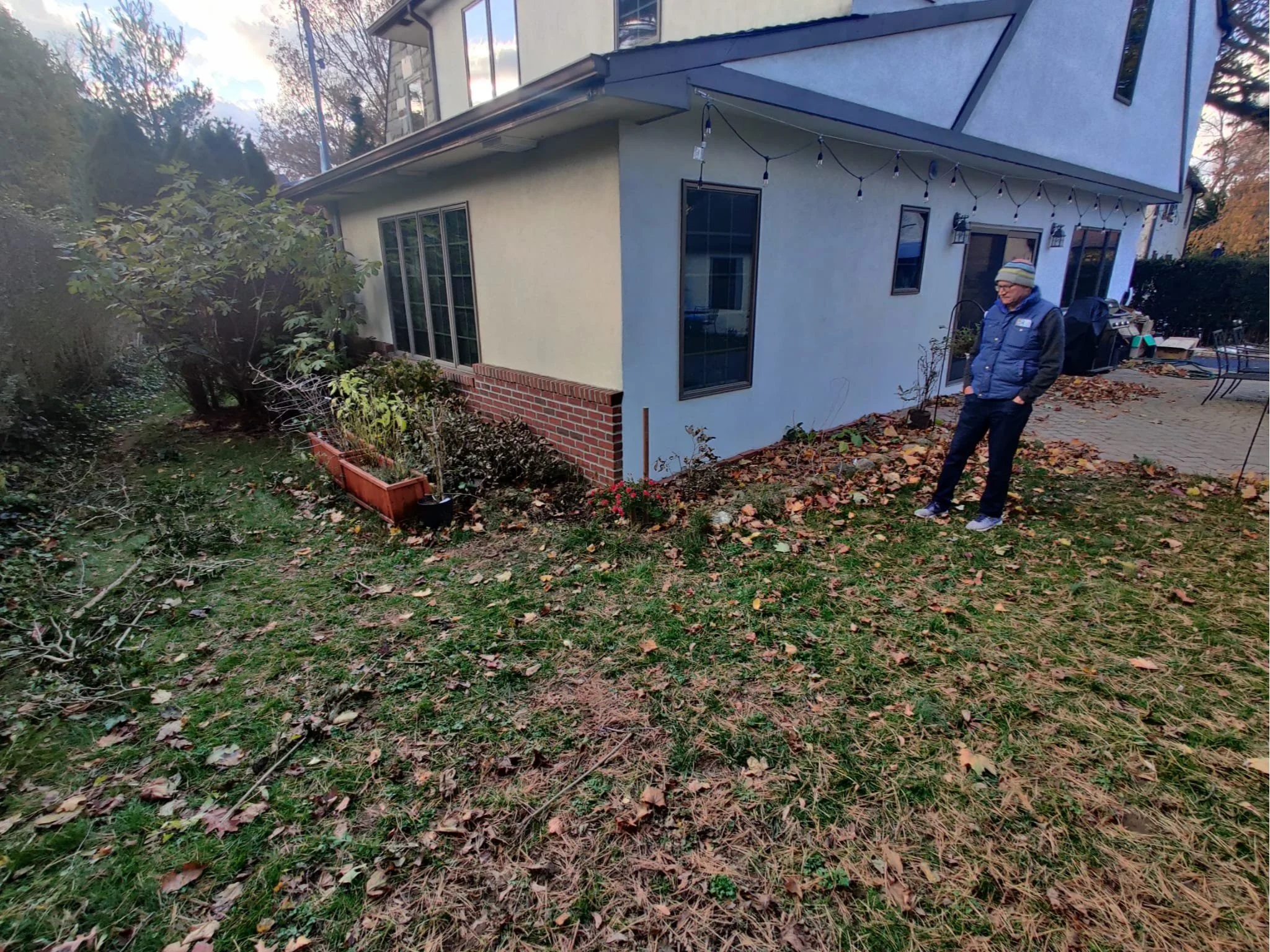 Backyard Raised Bed Build-1