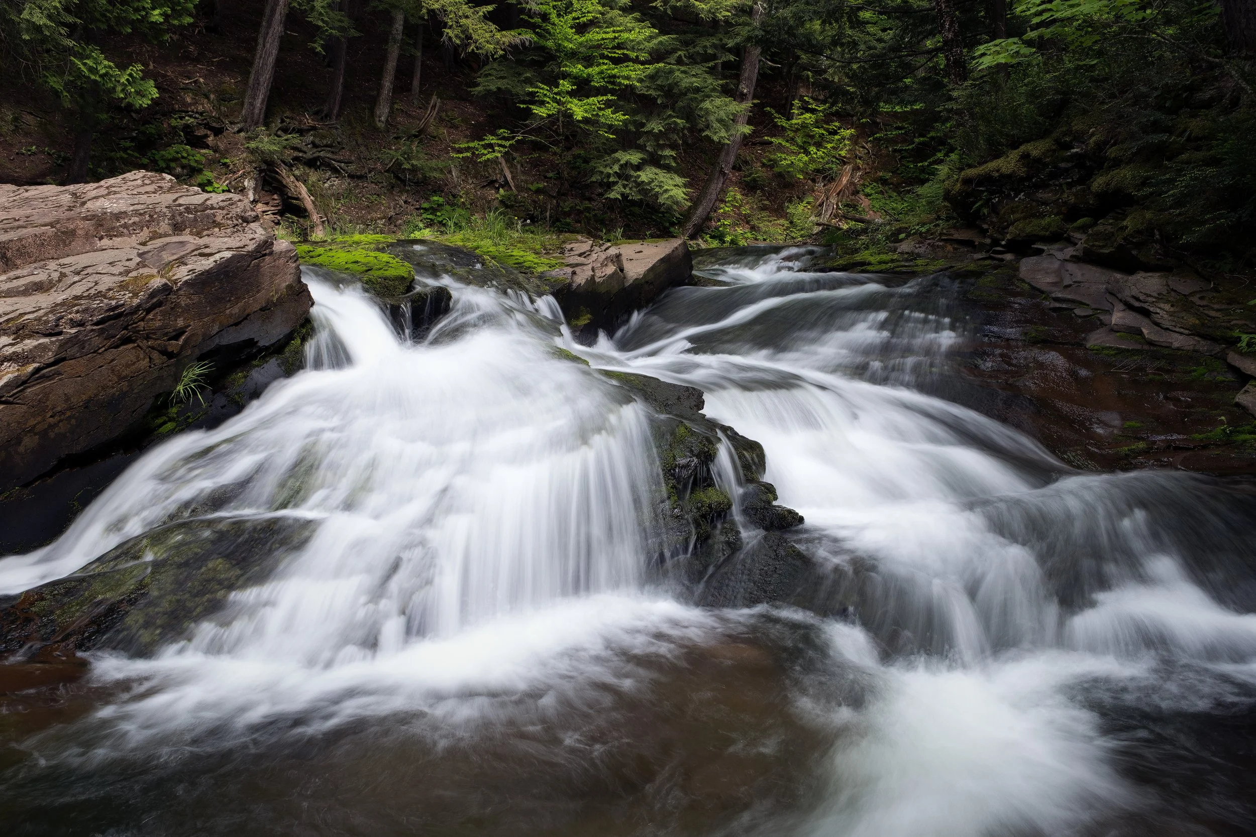 Waterfalls, Rivers & Lakes