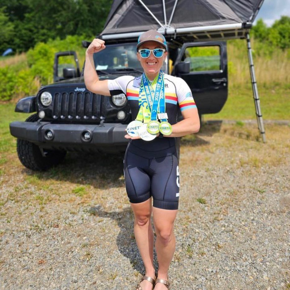 she makes it look soooo easy! let&rsquo;s give it up to our team rider/runner/swimmer/racer&hellip;you name it! @ktjoelle came in 1st place in her age group and 10th overall at the kinetics multi sports triathlon race. way to go and congratulations f