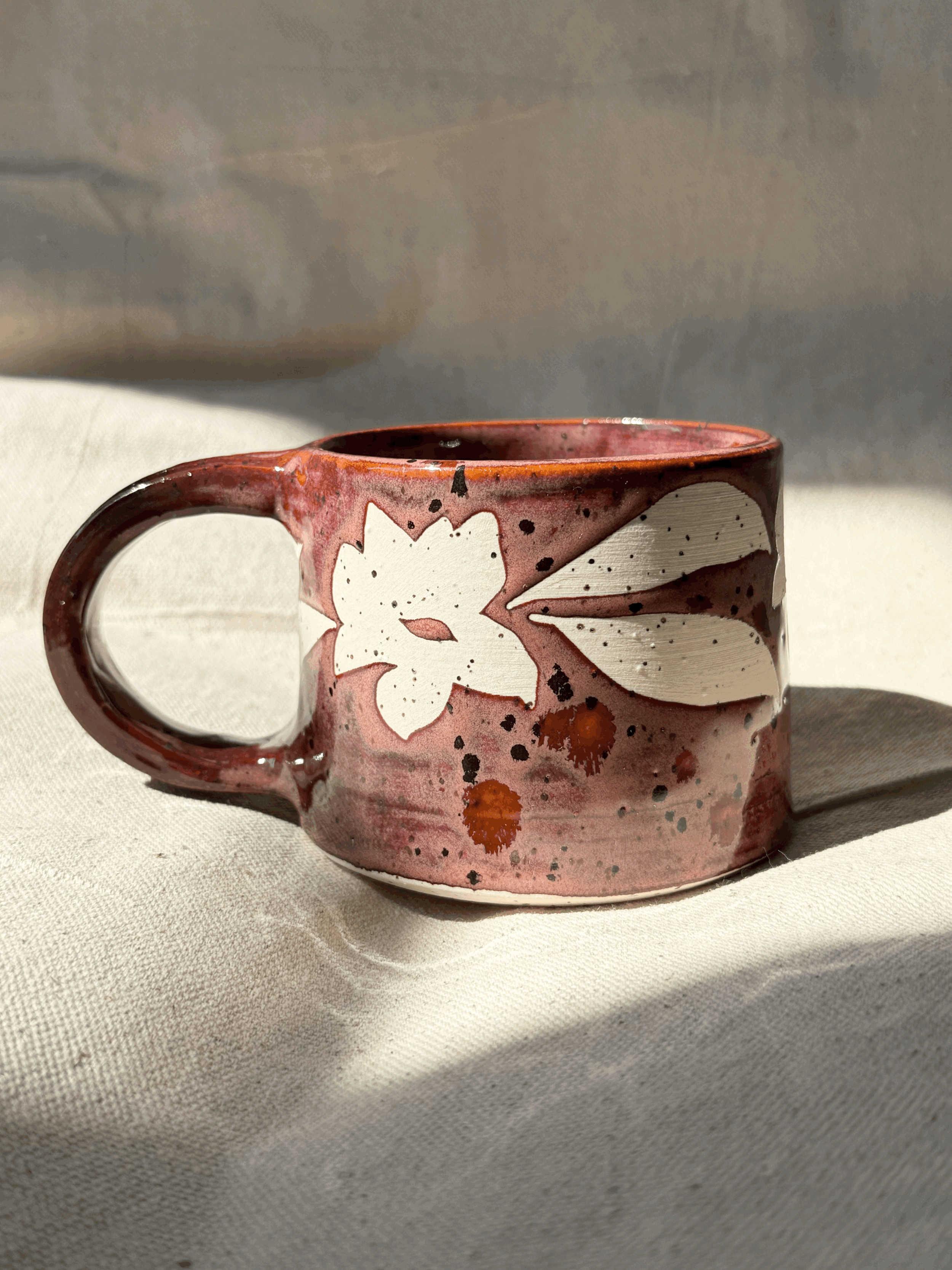 muscadine magnolia mug