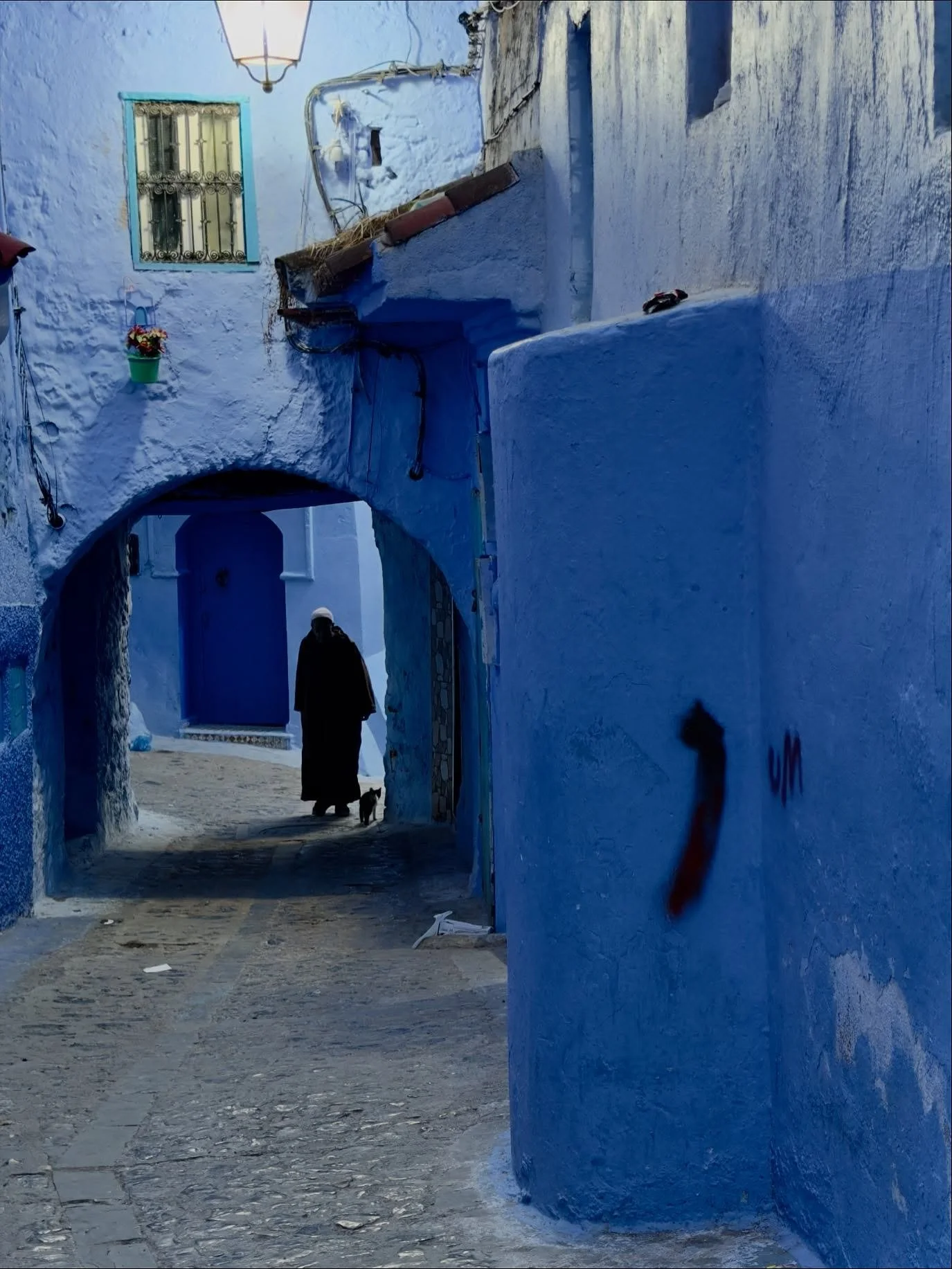 Working our way through the #medinas of northern #morocco &mdash; from #tangier to #tetuan to #chefchouan (the &ldquo;Blue Pearl&rdquo; that shimmers with blue pigment in every alley and street). In this Muslim country, I photograph mostly men. The a