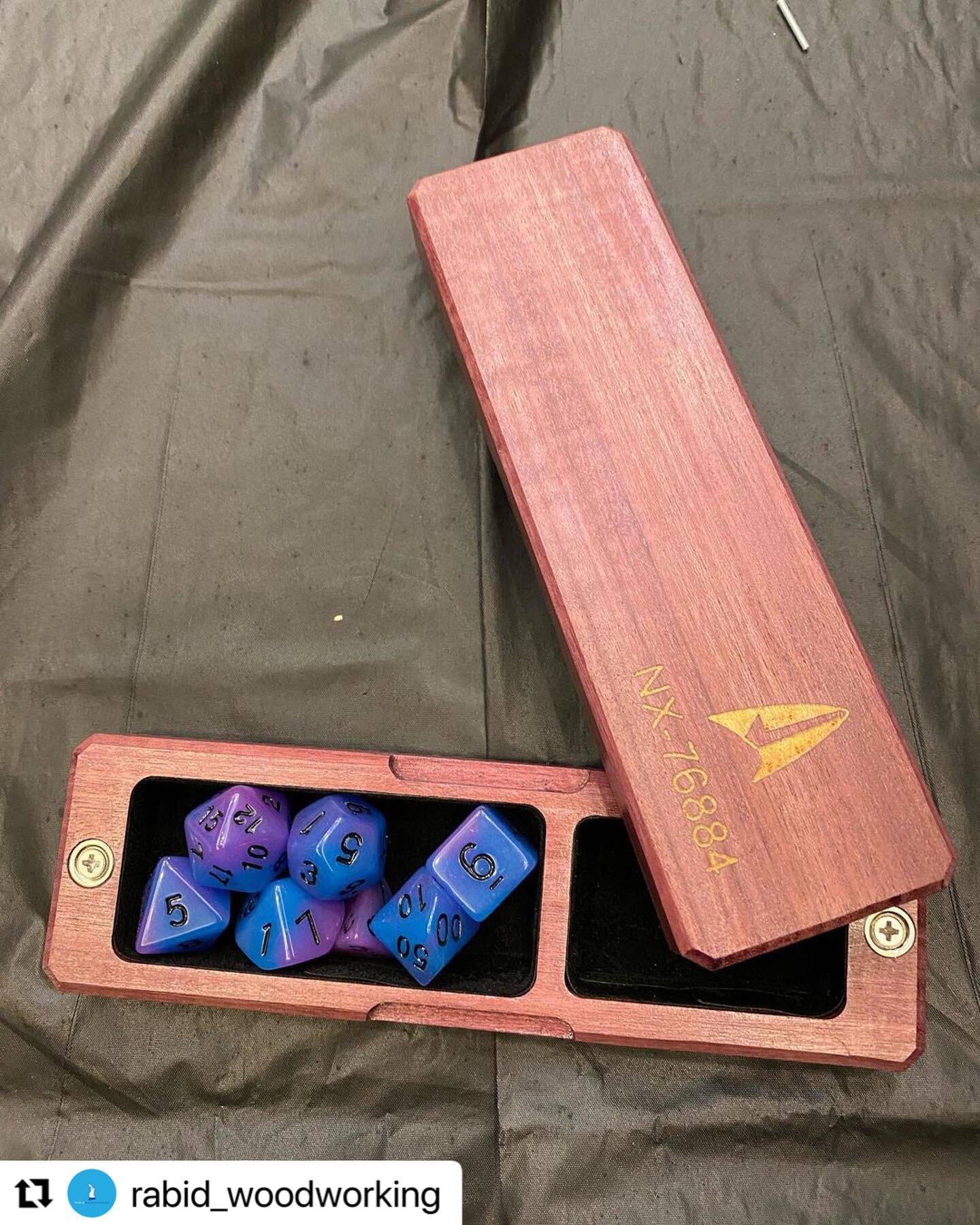 IT WAS THE BEST SURPRISE&hellip;
Also&hellip; MURF DICE! 

@startrek @startrekprodigy 
#Repost @rabid_woodworking with @use.repost
・・・
Surprise!  Look what we made @bonniebellg! A character vault worthy of a ships computer!  This gift was made of pur