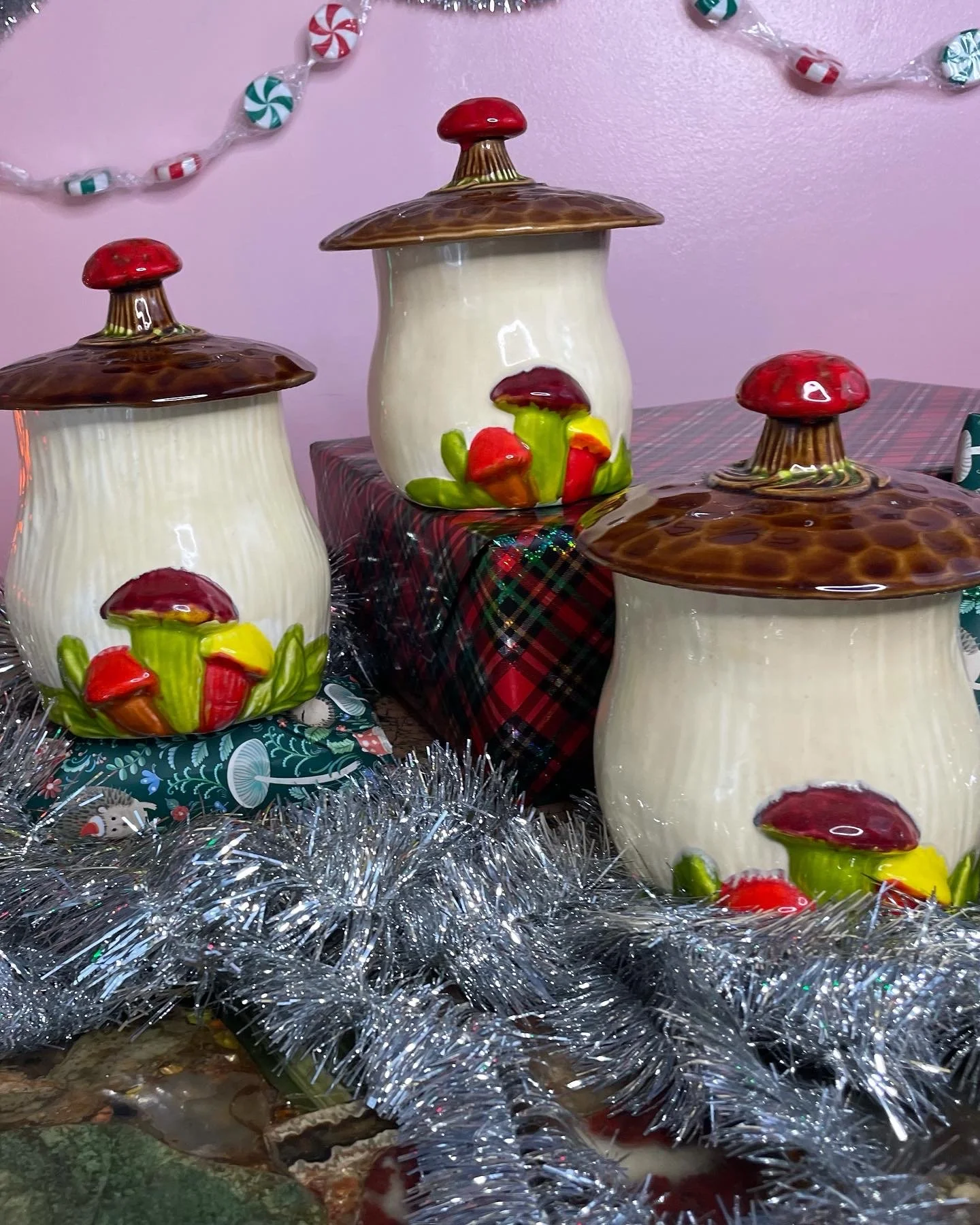 Mushroom 3 piece canister set