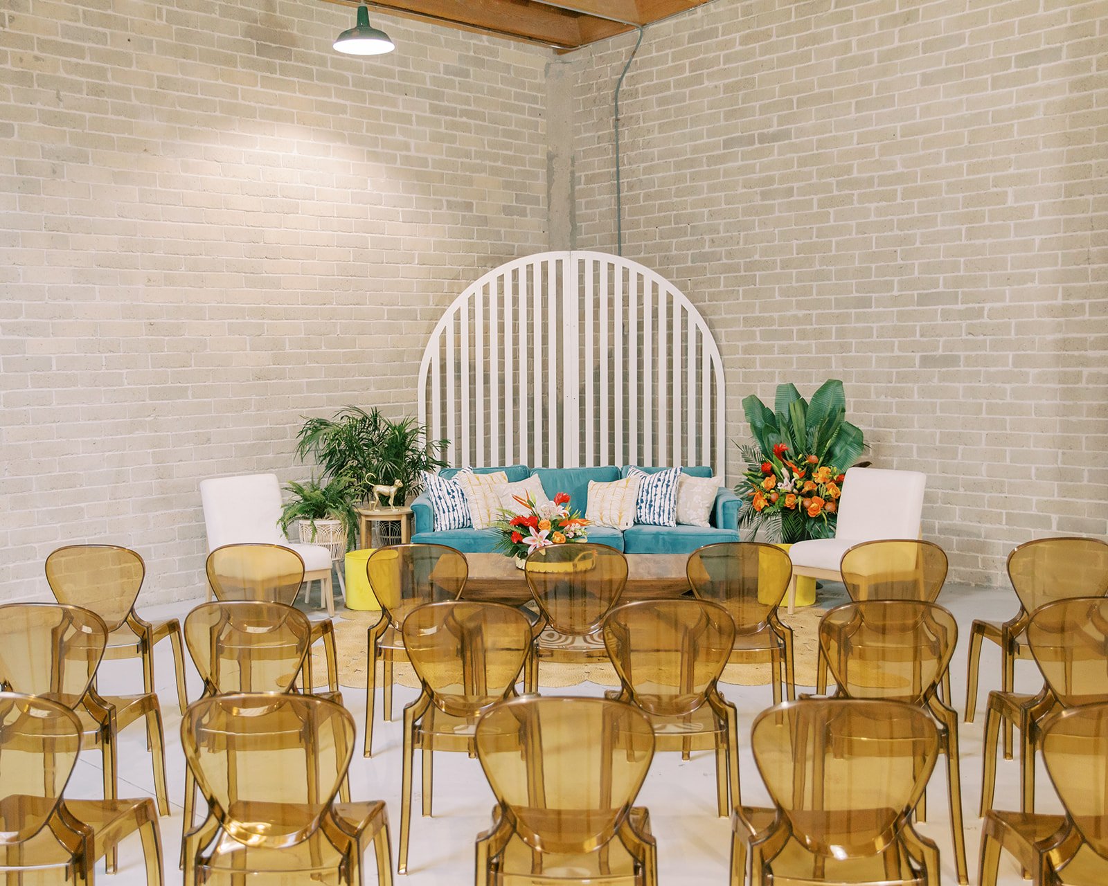 Urban Garage Shoot - Camila Margotta-434.jpg