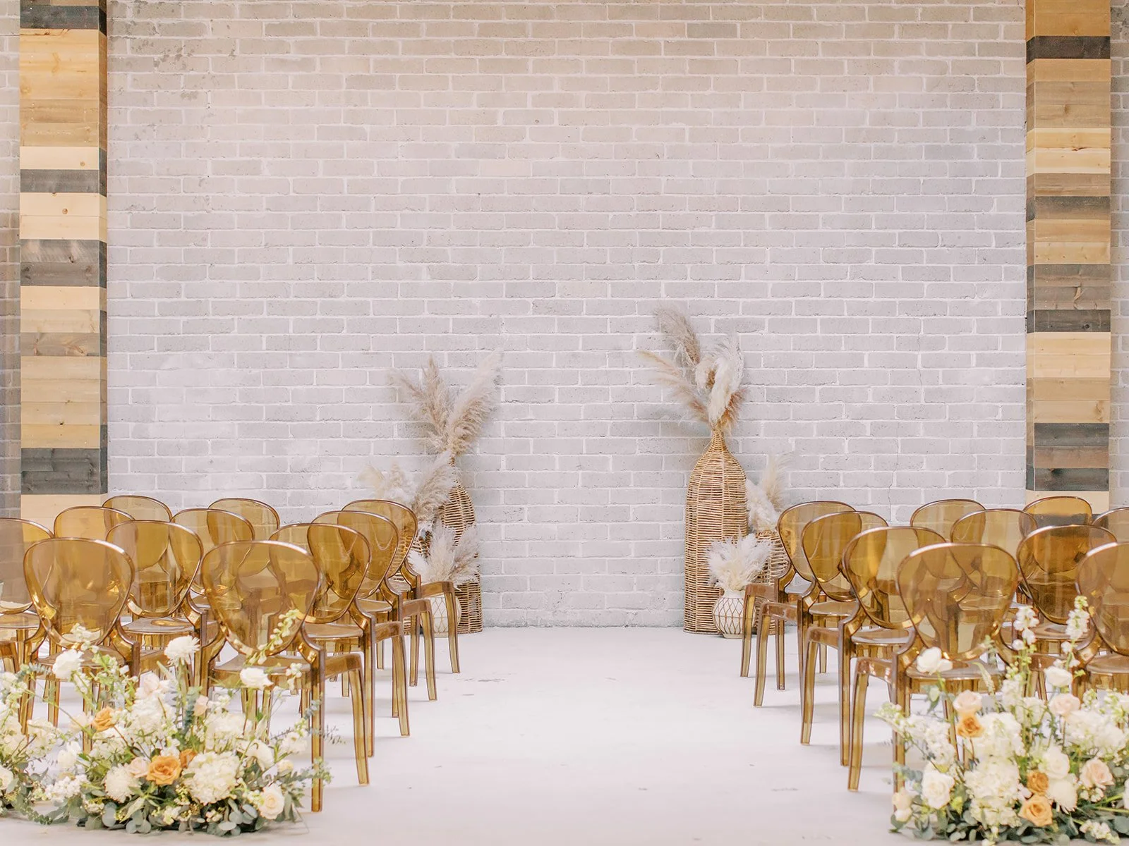 Urban Garage Shoot - Camila Margotta-275.jpg