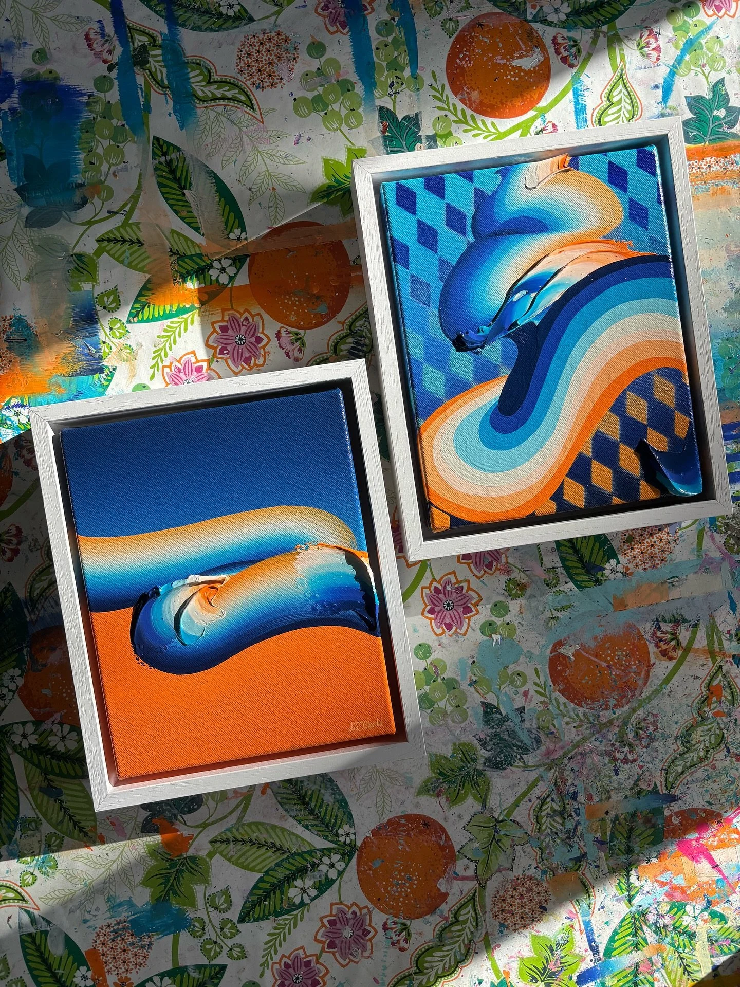 Remaining pieces from yesterdays early access are going live on my site at 6 tonight! 🤗💙

&lsquo;In Motion, In Stillness&rsquo; is still up for grabs, as well as a handful of new &lsquo;offbeat originals&rsquo; made from left over paint. I genuinel