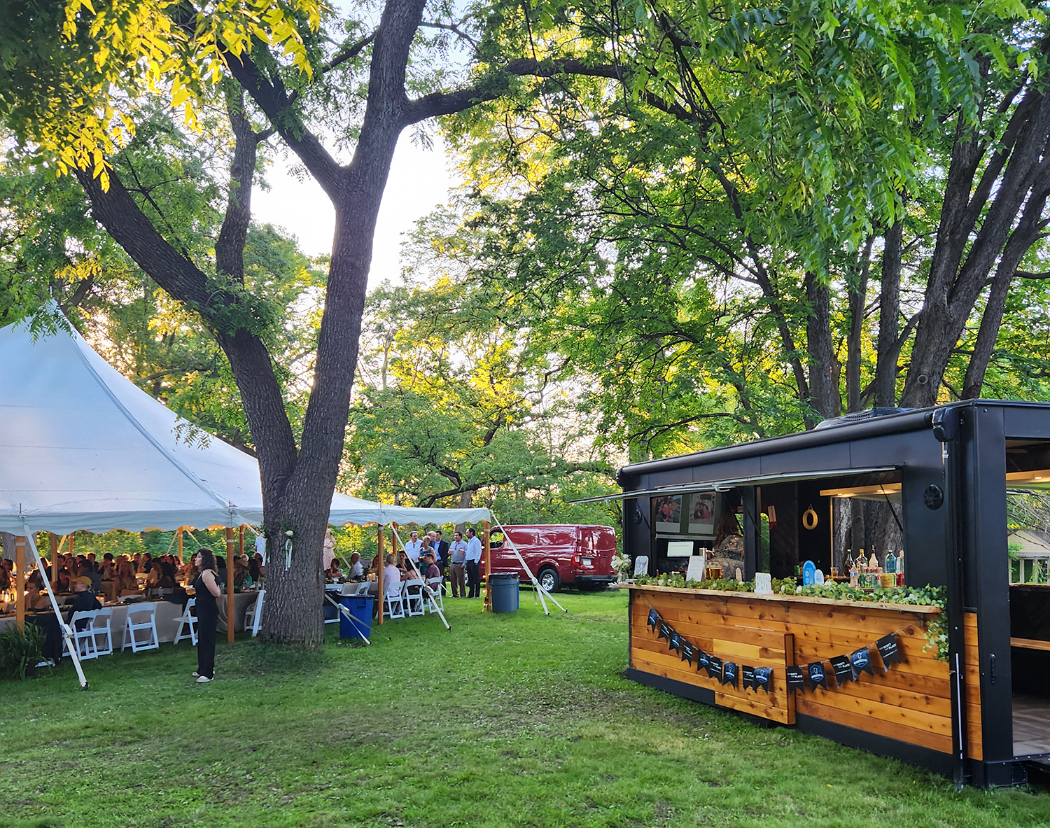 A Mobile Wedding Bar for Backyards, Farms, and Beyond
