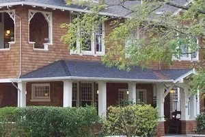 August Porch Nights at Cedar House