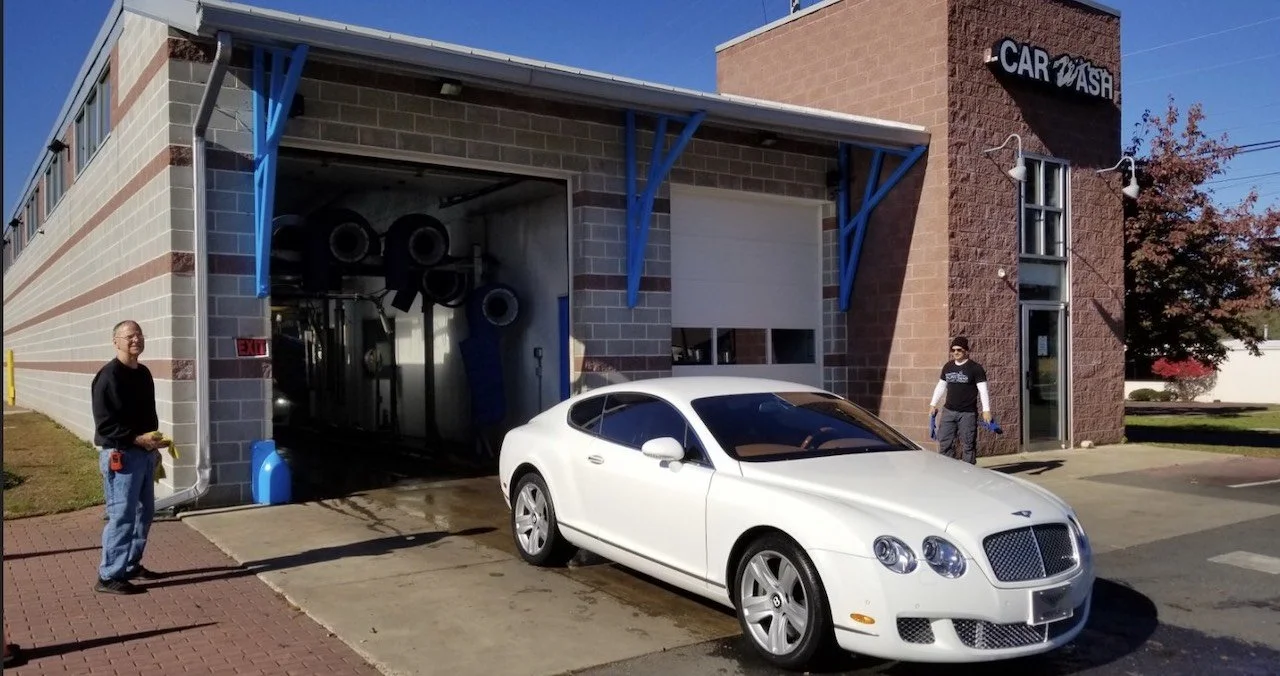 Carlos Londono New Homepage Image 01022019.jpeg