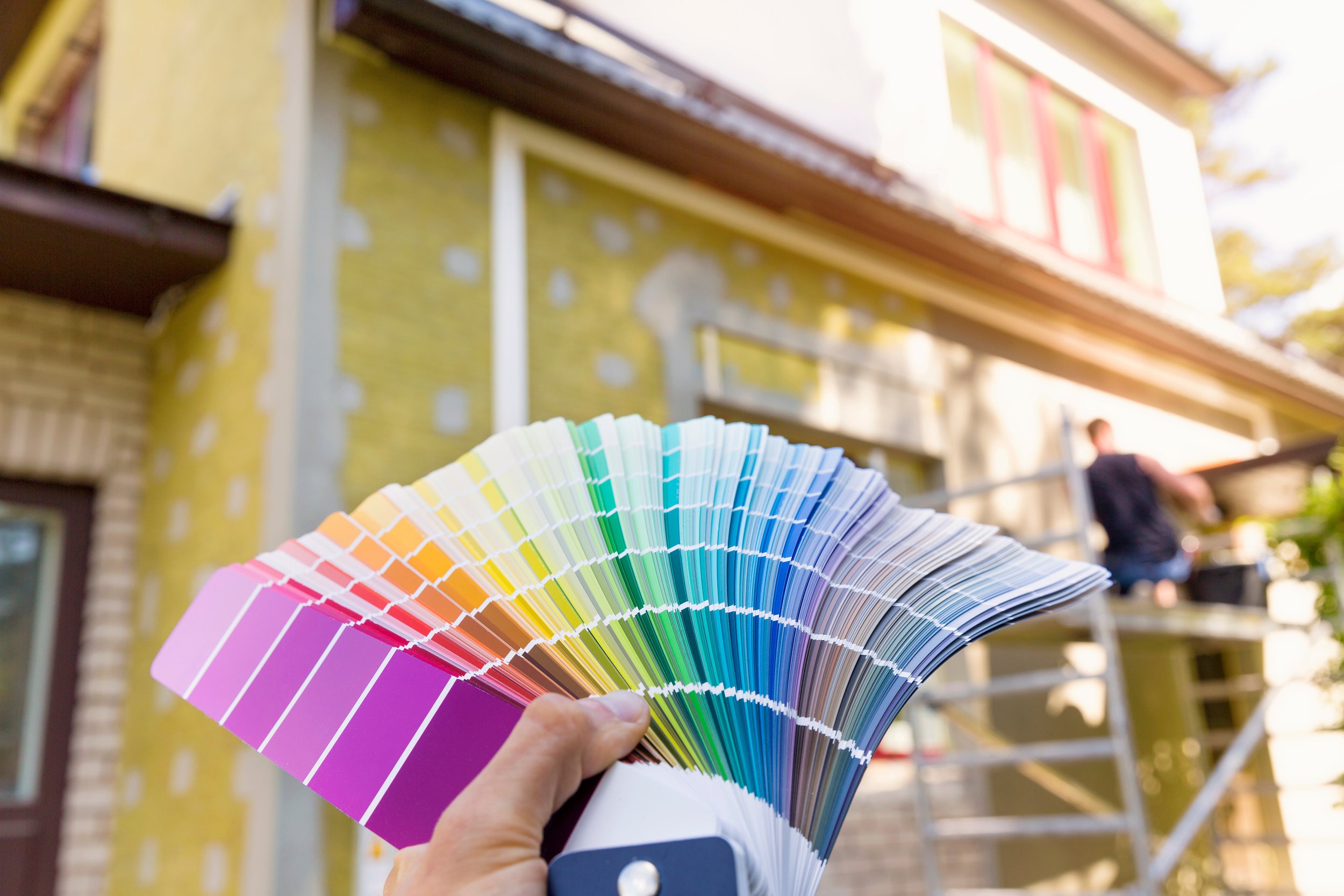 Choosing the Best Exterior Colors for Your Home in 2024