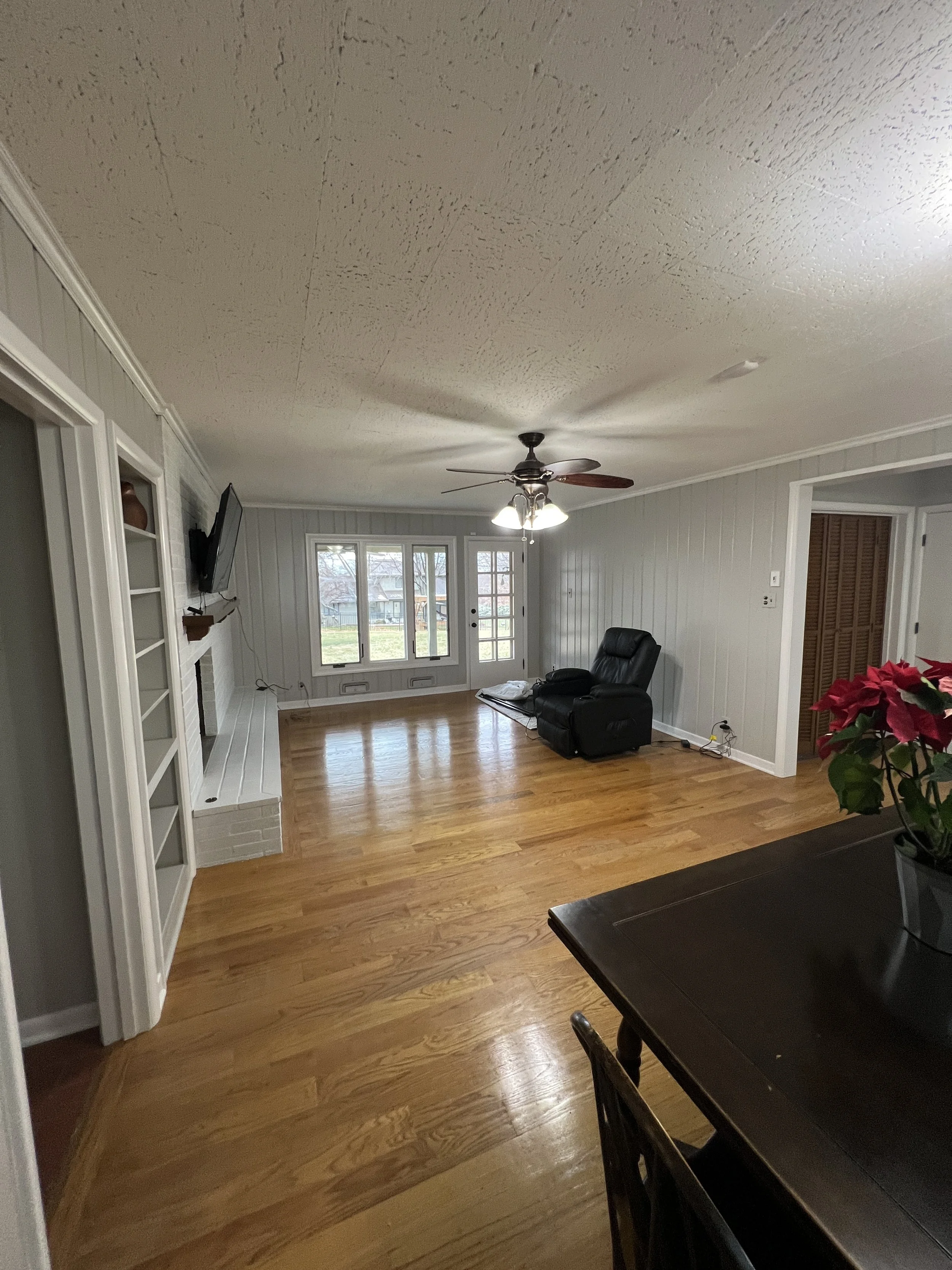 Top Interior Paint Colors We’re Loving for 2026 in Topeka, Lawrence &amp; Eudora