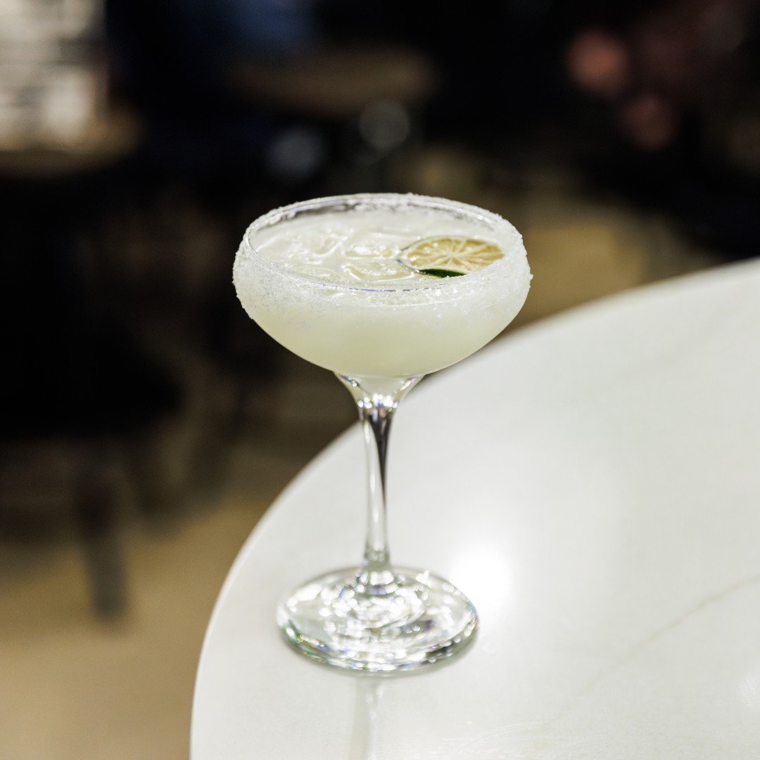 Feeling the heat? It's time to cool down with free-flowing Coconut Margaritas and mouthwatering bites to match ✨🥥

Brissy's hottest Bottomless Brunch is calling your name this Sunday - seats are filling fast! Rally your crew and book now before it&r