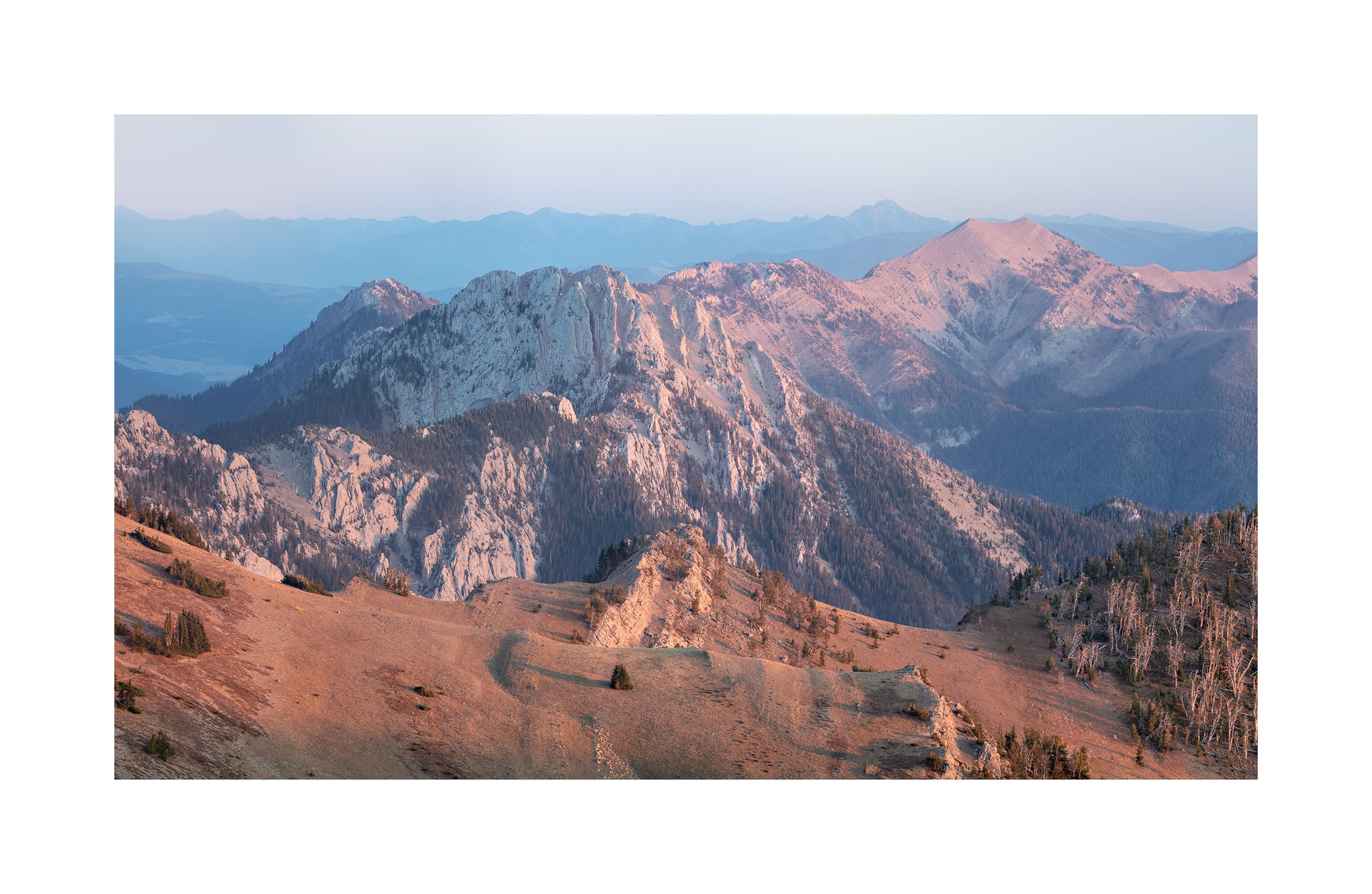 sunset in the bridgers