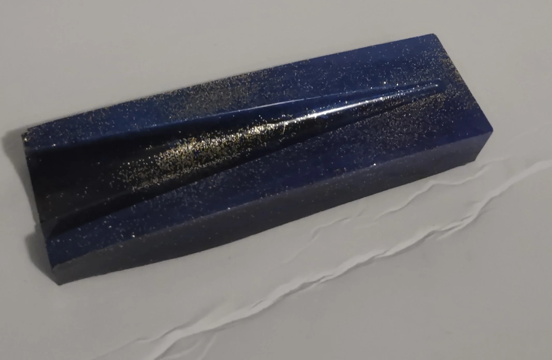 Stunning Epoxy Holder - Elegant