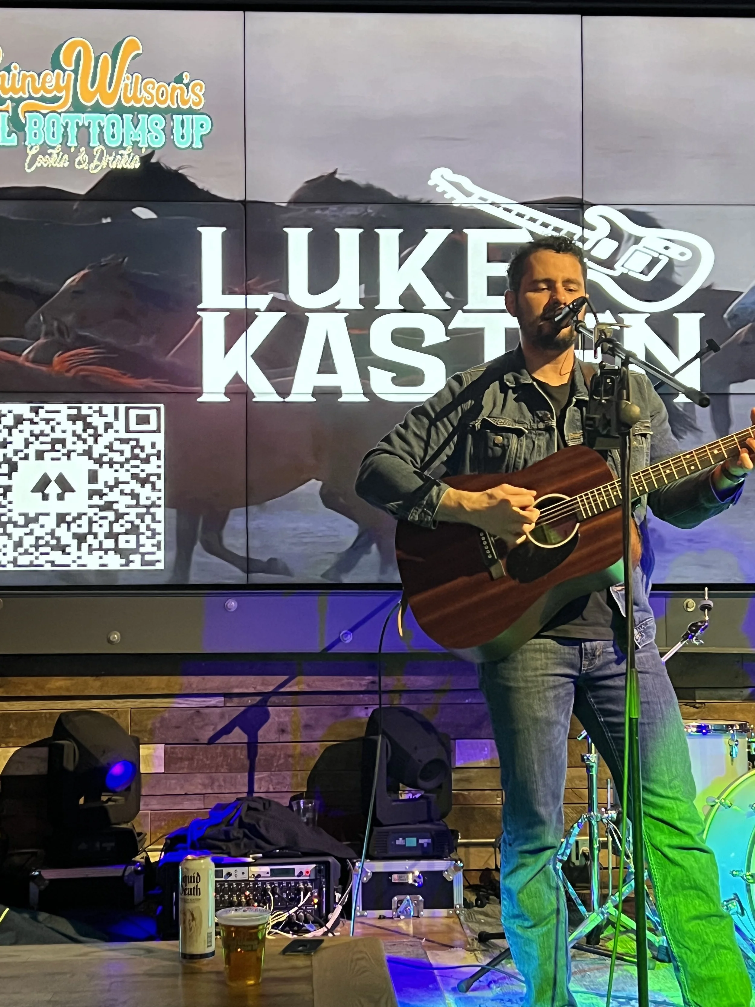 LUKE W/MIKE COLL AT LAINEY'S BELL BOTTOMS UP MAIN STAGE