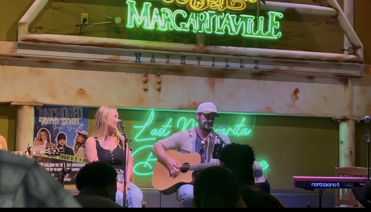Abby & Luke Writers Round - Margaritaville Anchored Artist Series
