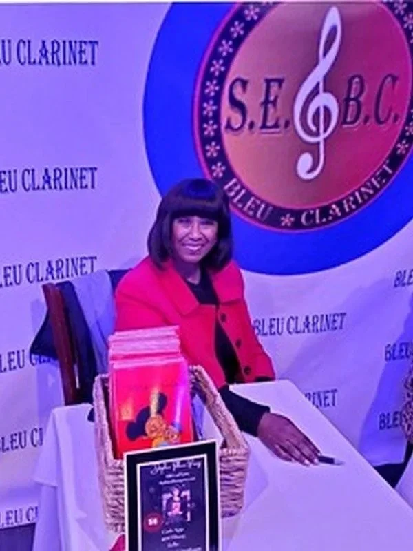 daphne-tillman-perry-at-a-community-book-event.jpg