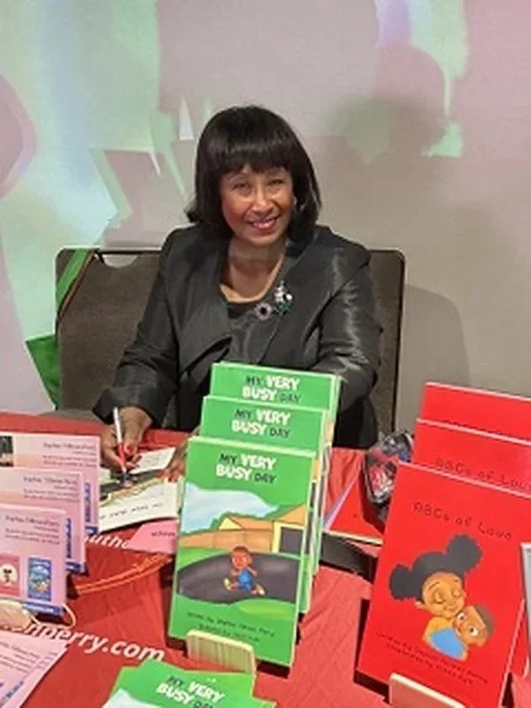 daphne-tillman-perry-at-a-book-signing.jpg