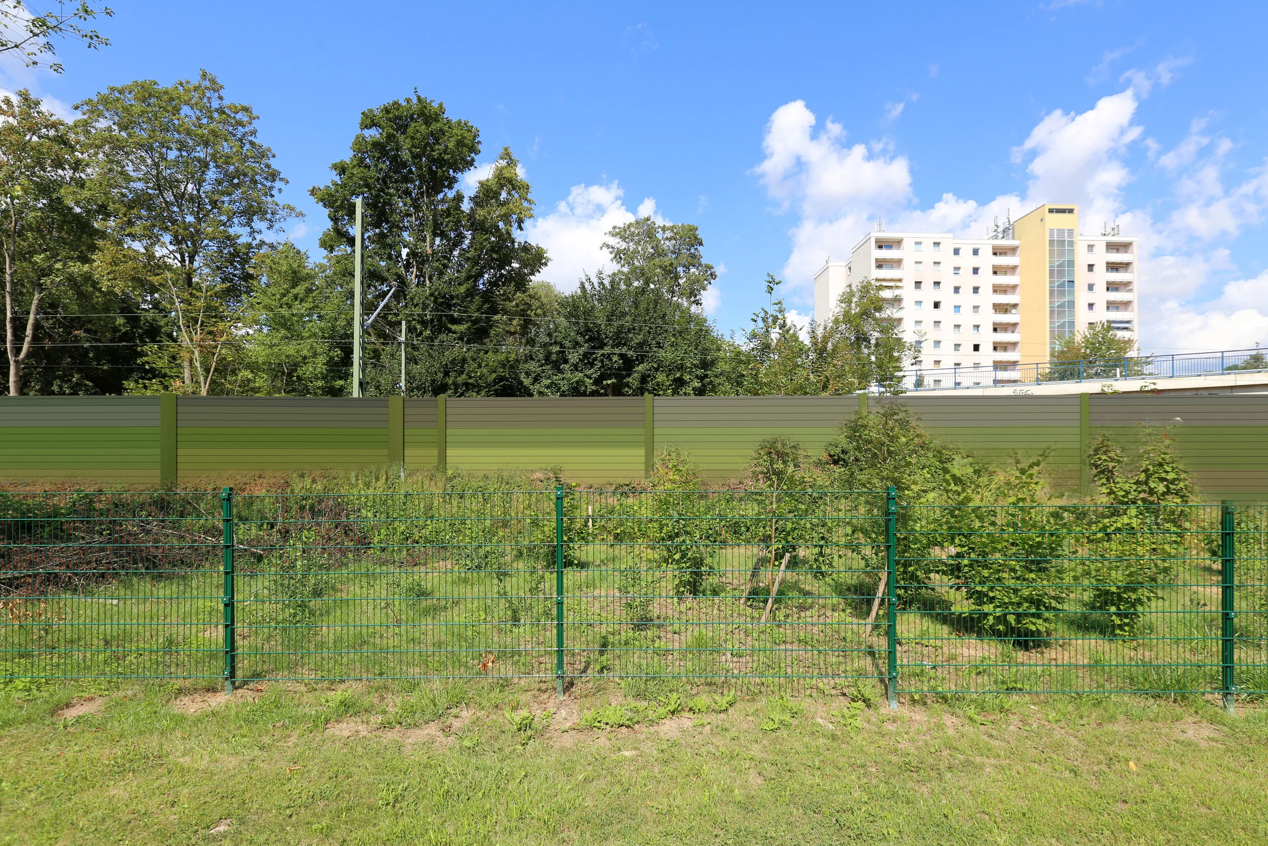 Farbkonzepte für Schallschutzwände