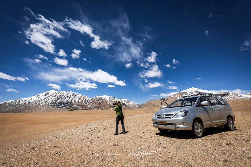 Comfortable car for photographers in Ladakh