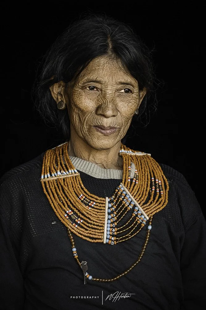head-hunter-wife-portrait-Nagaland-India