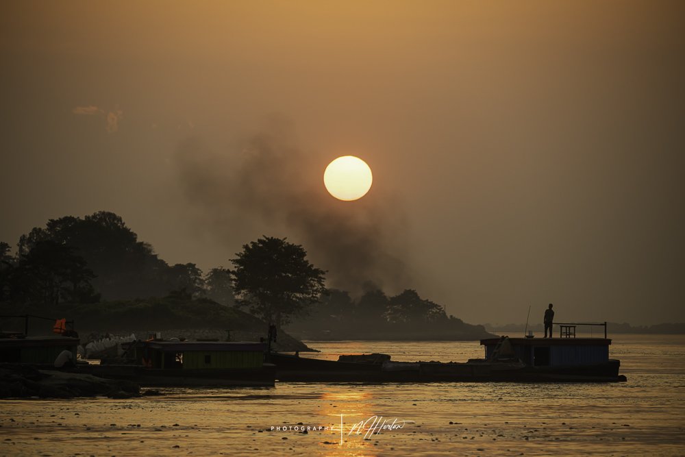 Riverside-scene-river-Dibrugarh-Assam-India
