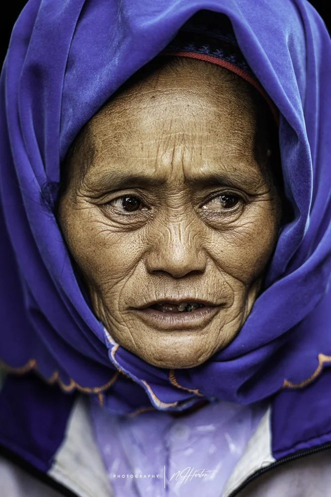 Lady in market Ha Giang