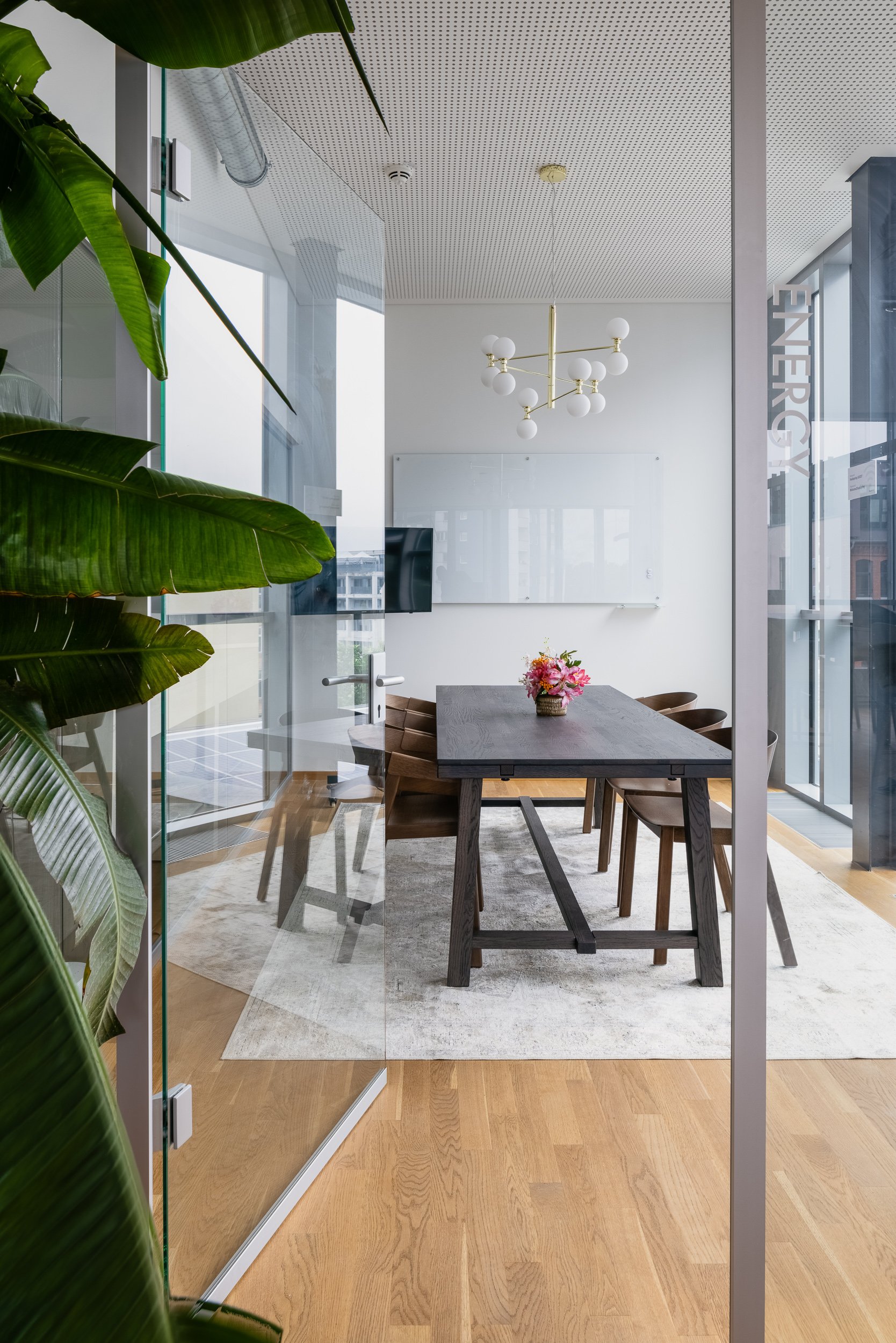Foodspring-working-interior-design-HEJM--3.jpg