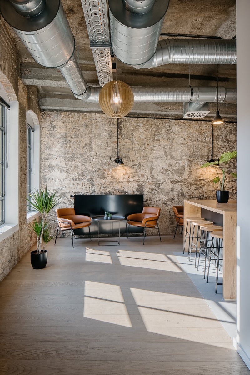 techspace-eiswerk-coworking-interior-HEJM-.jpg